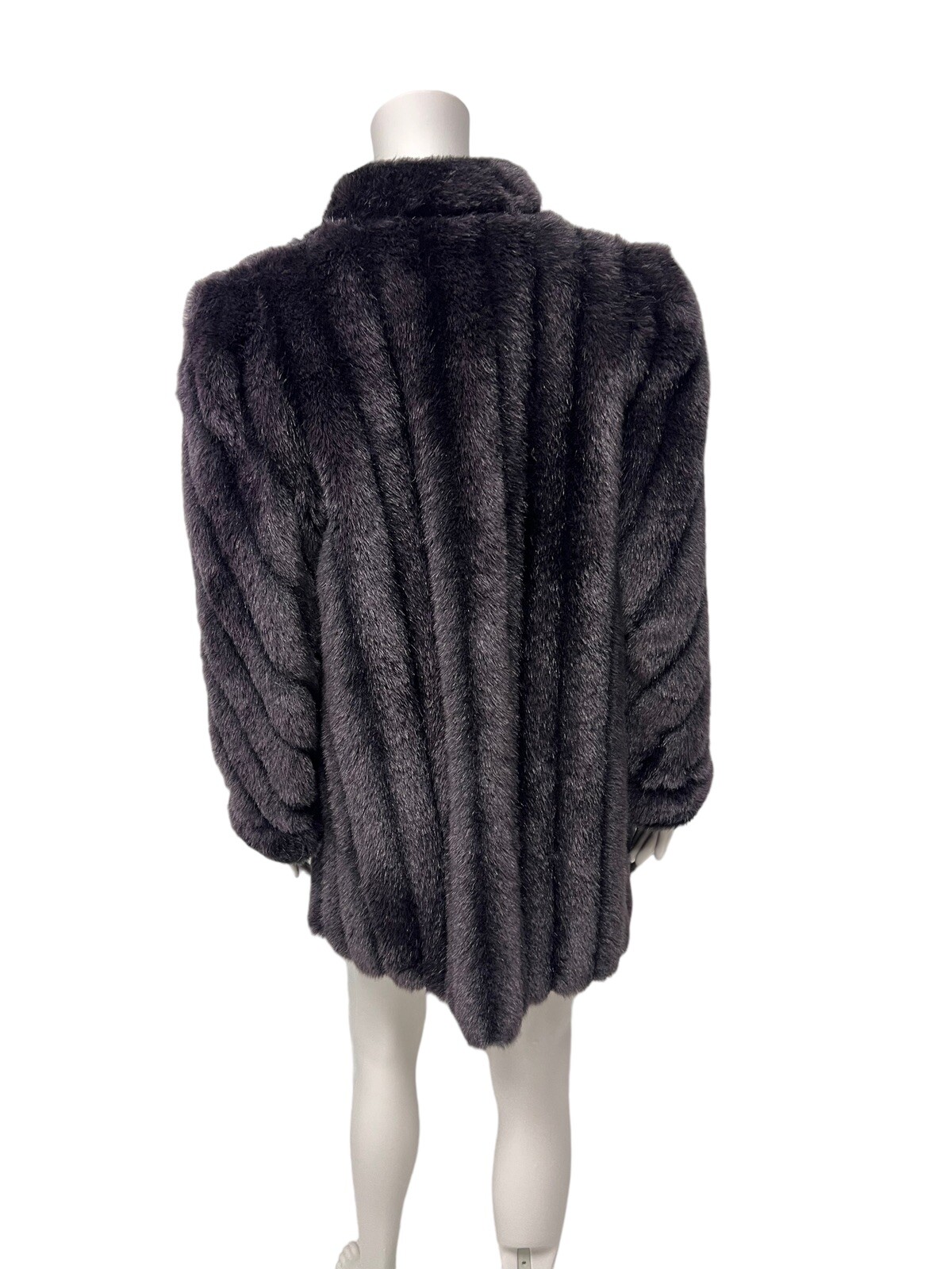 Vintage Sno minke By Hillmoor women’s faux fur coat USA made size S/M