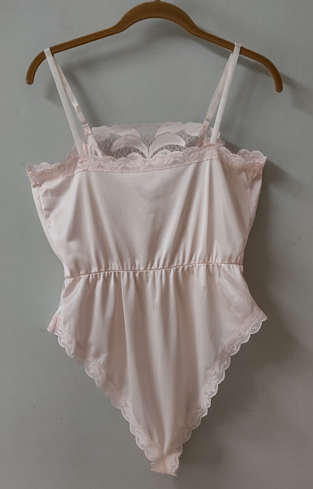 Vintage Ashley Taylor Teddy M Pink Antron Nylon Sheer Lacy Lingerie High Leg