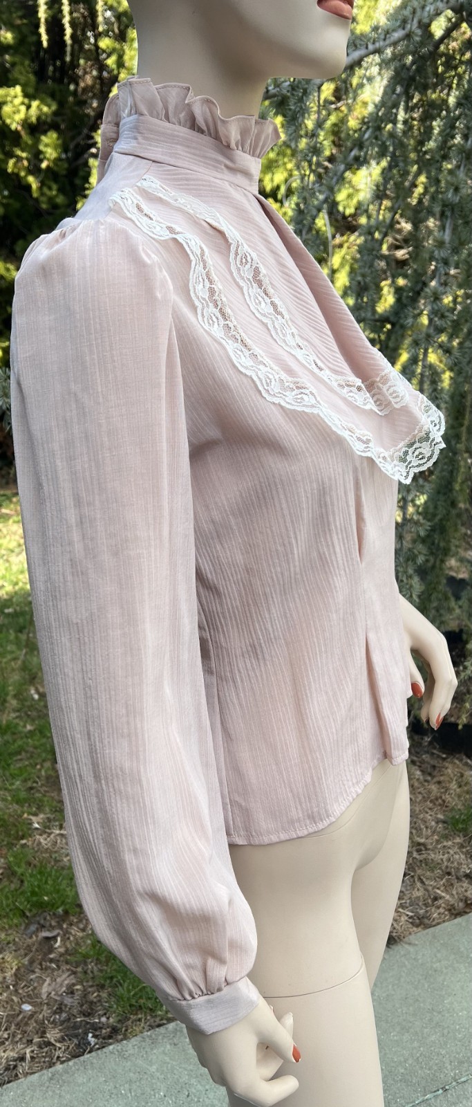 VINTAGE 1970’s MAUVE PINK PRAIRE BLOUSE W/ LACE
