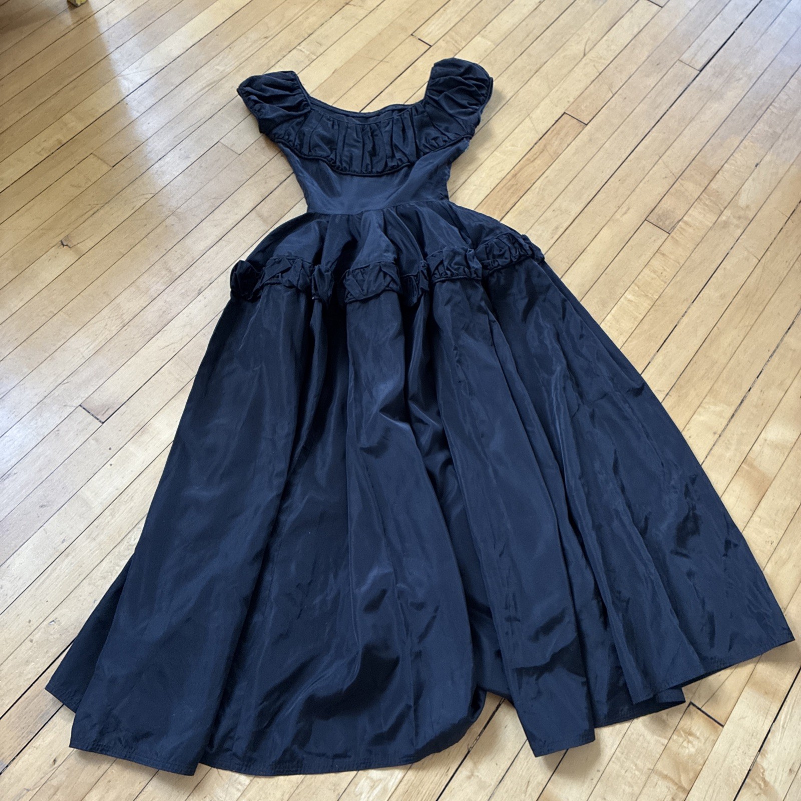 Vintage 1940s Black Taffeta Dress Victorian Style Bustle Skirt Ball Gown XS