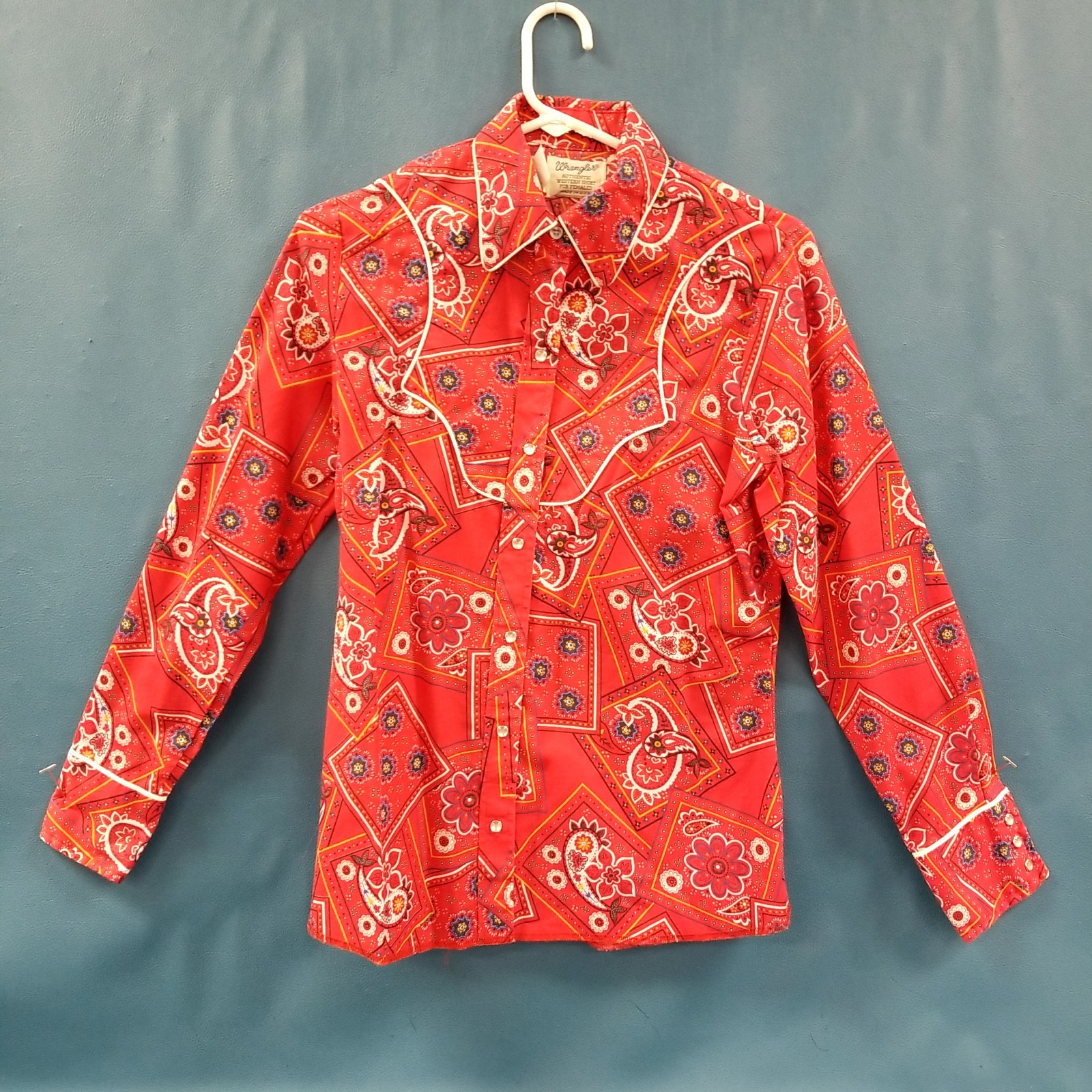VTG Wrangler Red Patchwork Paisley Pear Snap Long Sleeve Western Shirt Womens 36