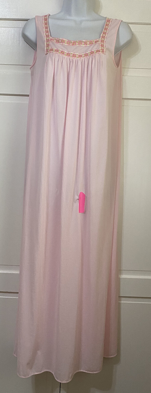 Vintage Long Nylon Slip Nightgown Pink Sleeveless Unbranded Size 32-34