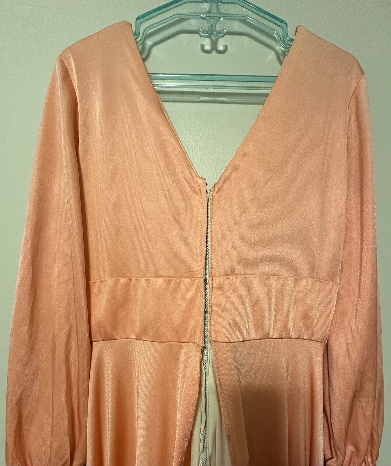 VTG 70s Dress Gown S/M Maxi Peach Coral Slinky Knit Mommy Dearest Old Hollywood
