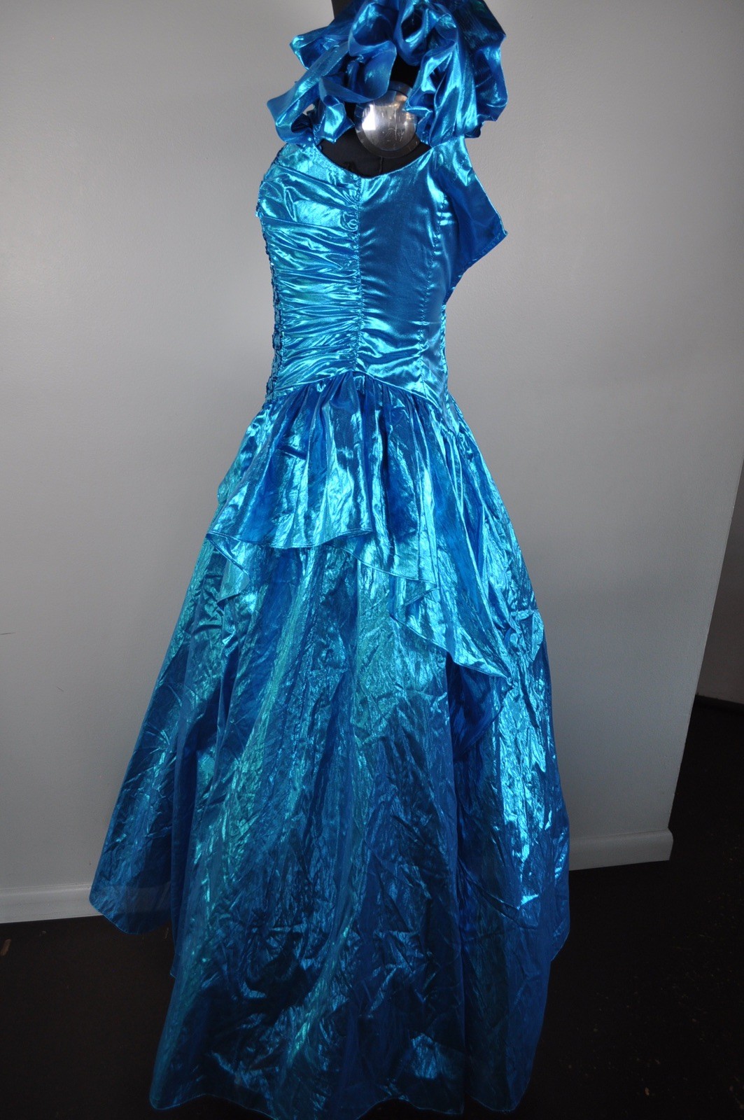 Vintage Zum Zum Prom Dress 1990s Blue Metallic size 7/8 Lamè with Sequins