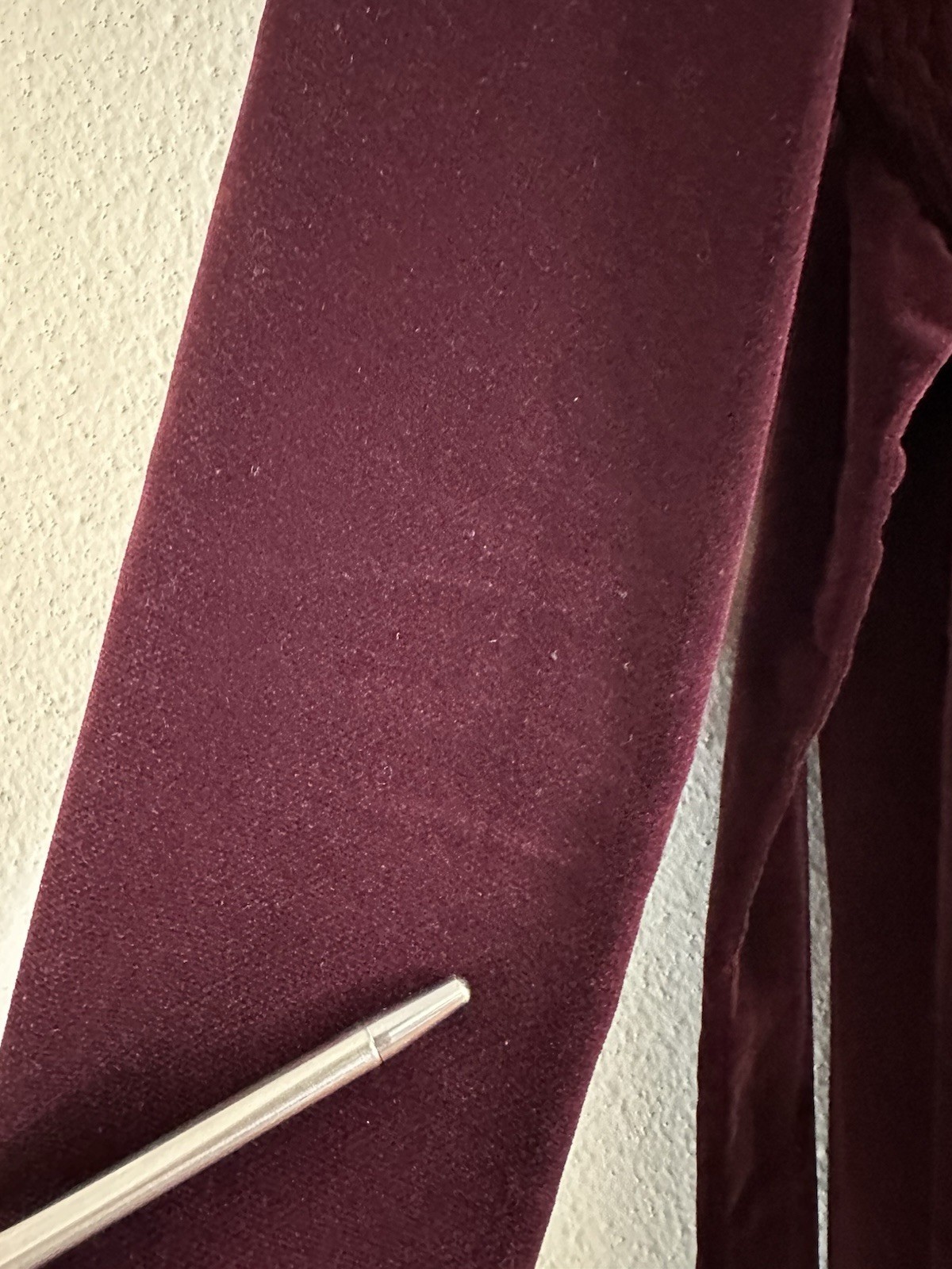 1970s Burgundy Velvet Shirred Tie Back Lace Trim Dress Prairie Boho Hippy 11 VTG