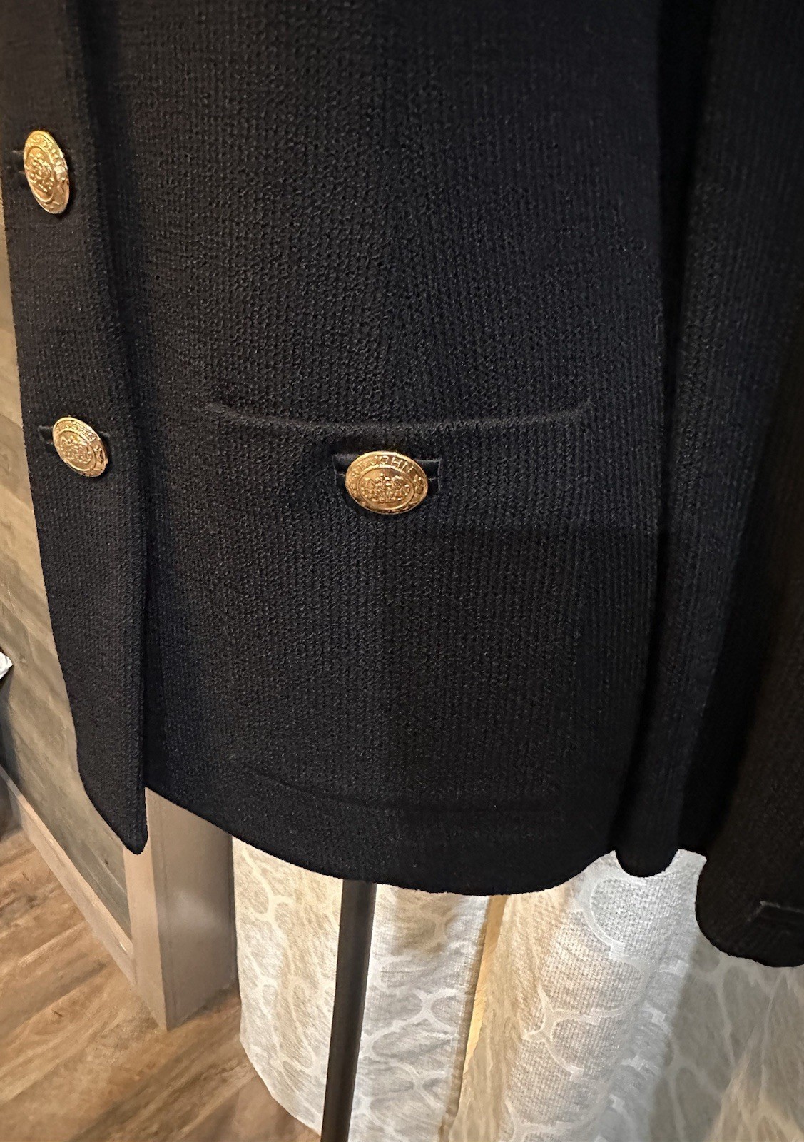 Vintage St.John 1980-1990s Textured Knit Cardigan With Gold Buttons Size 4