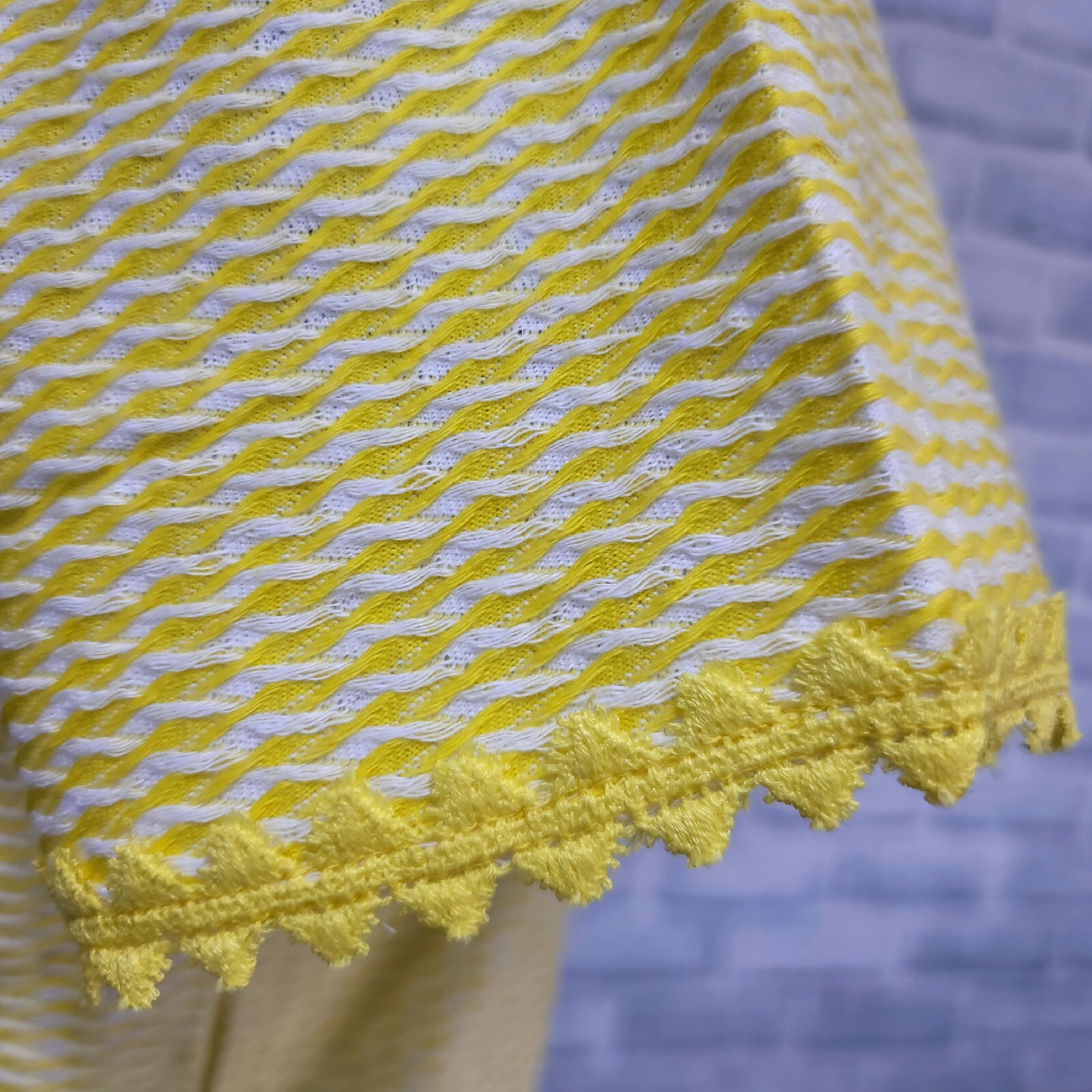 Vintage 60s 70s Jantzen Yellow White Basket Weave Diamond Lace Cotton Shirt S/S