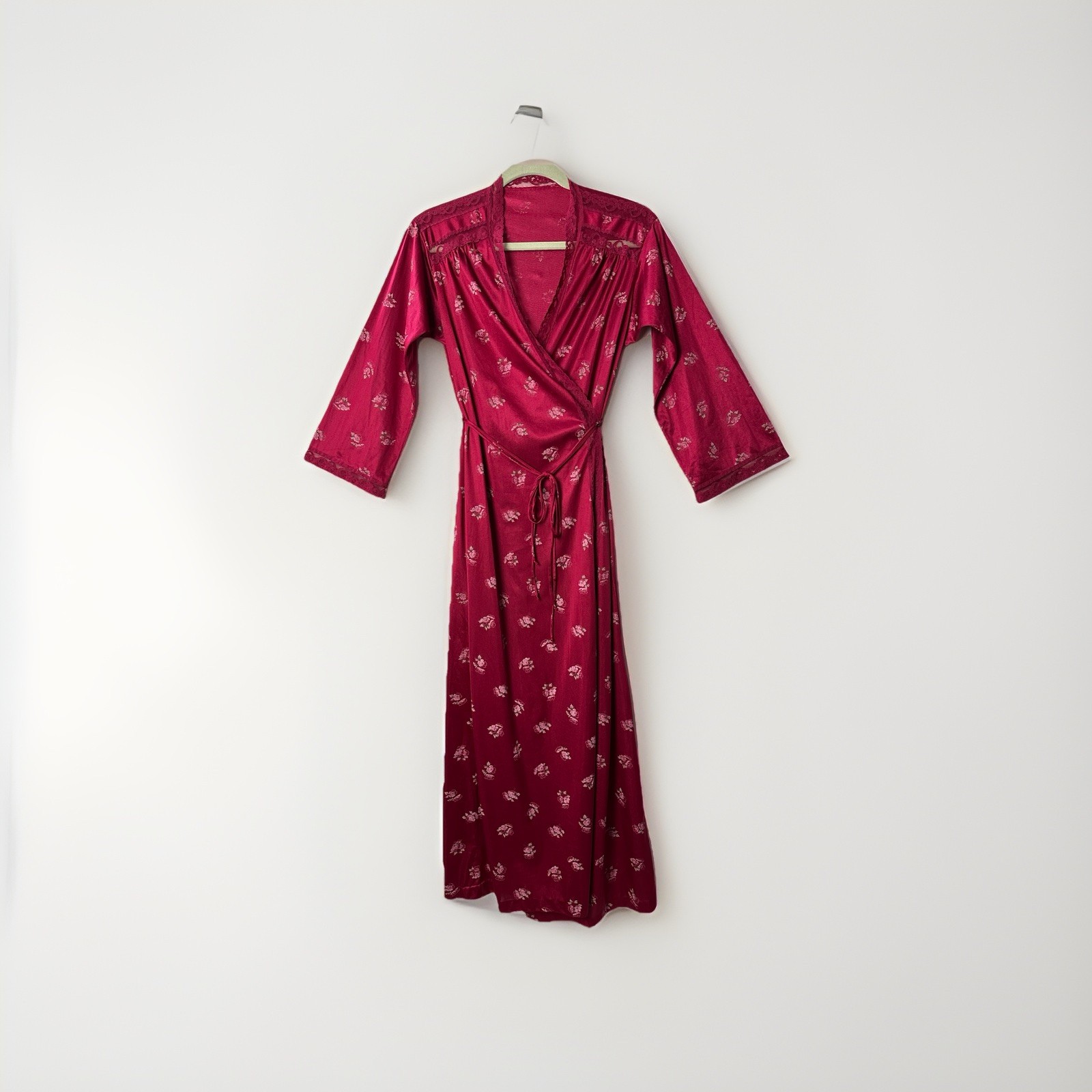 Vtg Tom Bezduda Barad & Co Long Robe Red Floral Union Made USA 70s Nylon Lace PS