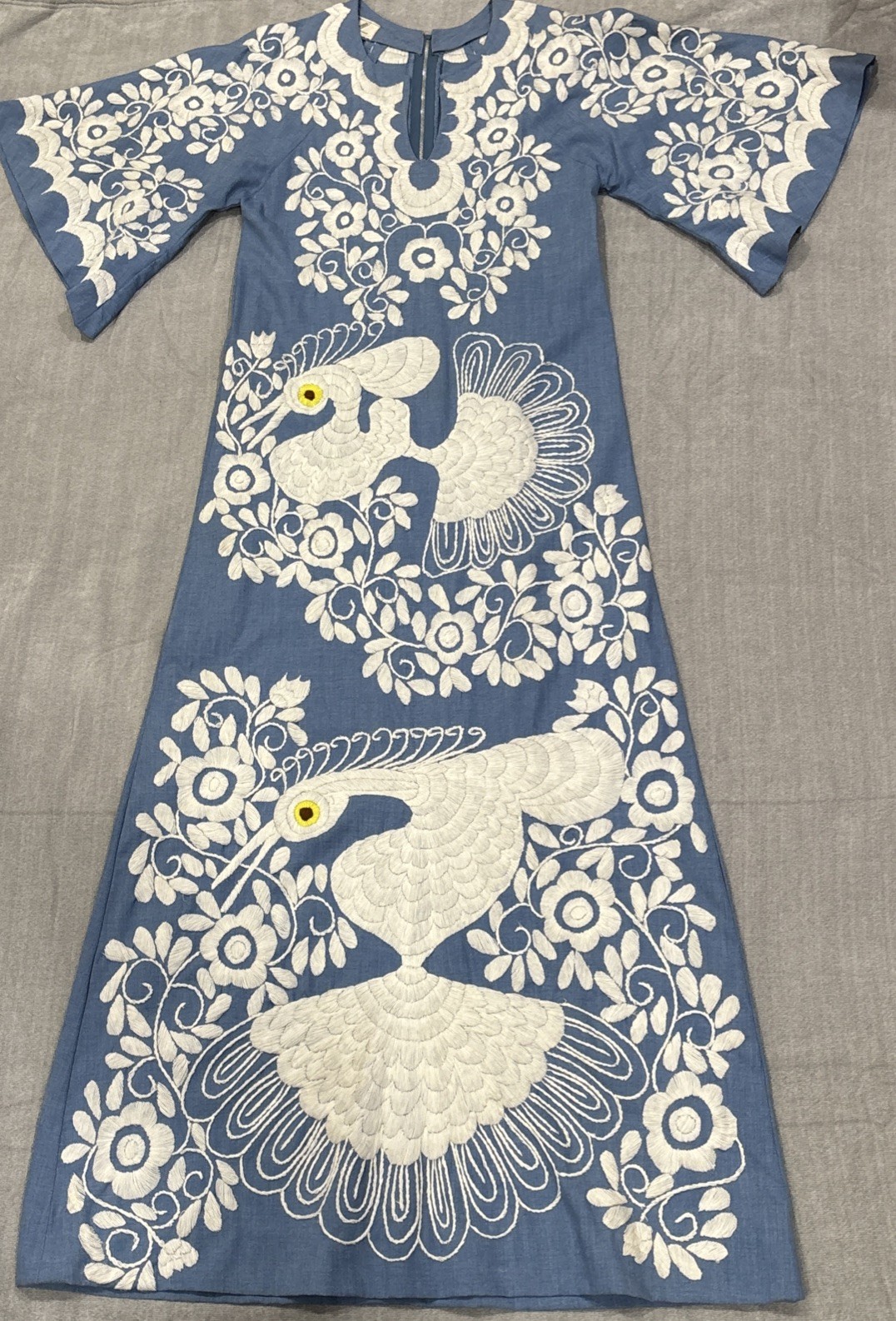 Vintage light blue Cotton Dress embroidered Peacock flowers tropical Sz 32 Beach