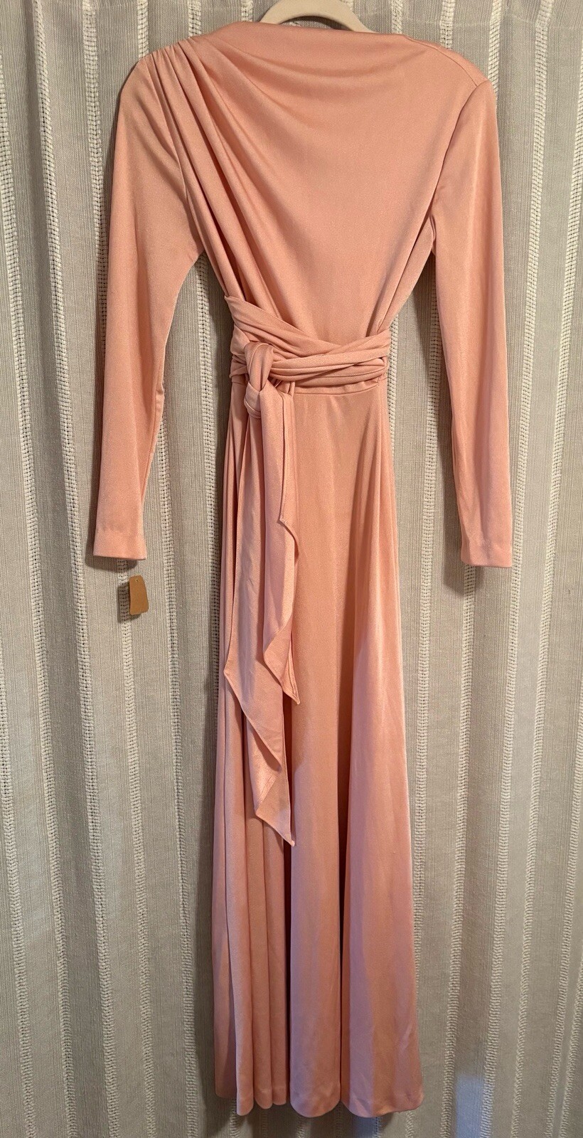 Pretty In Pink 💗 In Good Vintage Condition. Flaws Pictured.