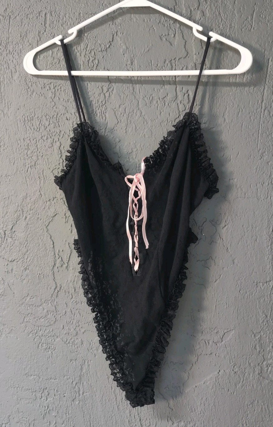 Vintage Lady Cameo Dallas Black Stretch Lace Teddy Thong Pink Bow Med USA