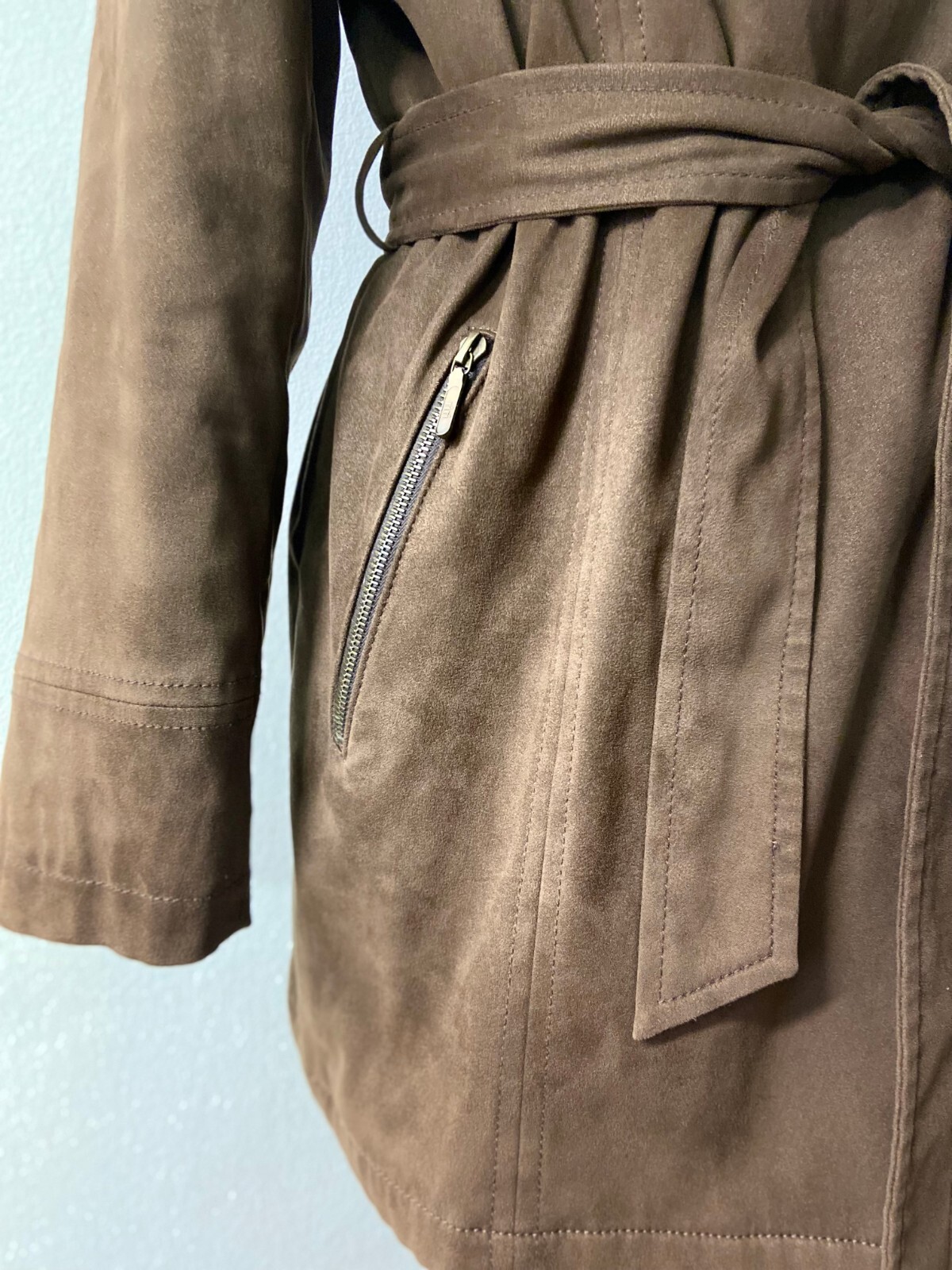 Women’s Vintage faux suede jacket | brown faux suede with faux fur collar