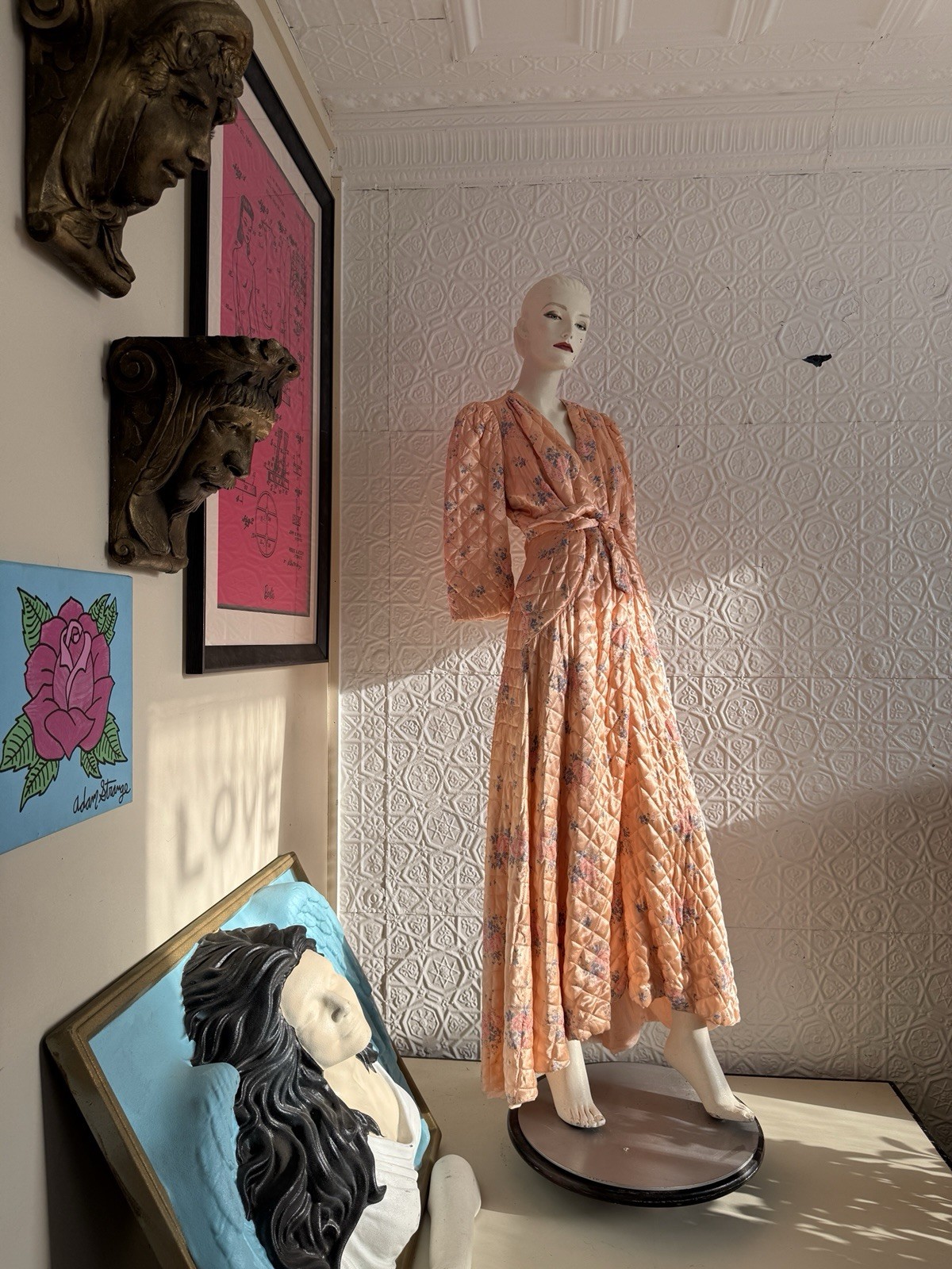 Vintage dressing gown-1930s-40s-Quilted pink satin floral-Puff sleeve-Femme-M