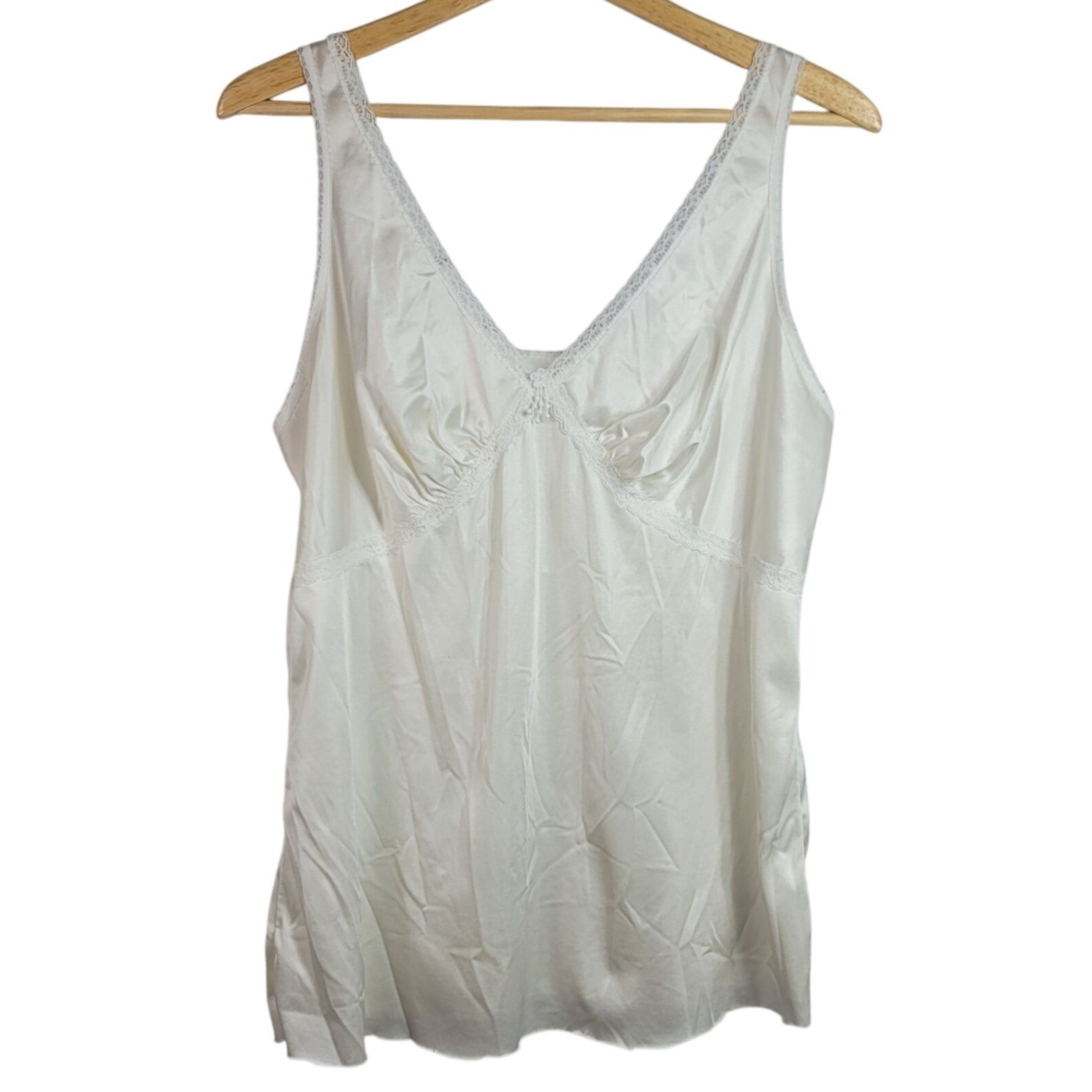 Sears Cami Top Slip Ivory Cream Size 40 V Neck Antron III Nylon Vintage READ