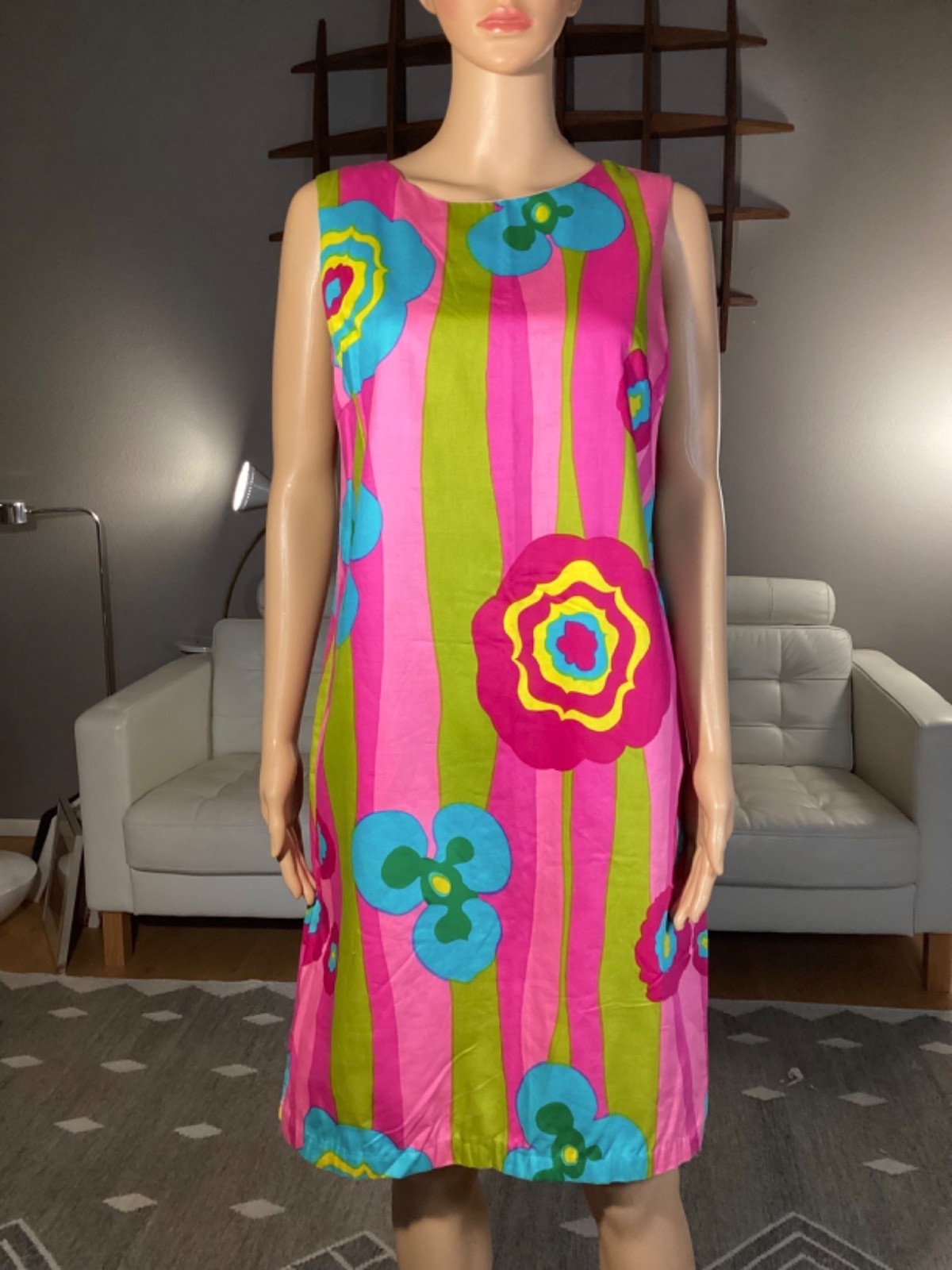 Vintage 60s Mod Hawaiian Flower Power Screen Printed Psychedelic Shift Dress