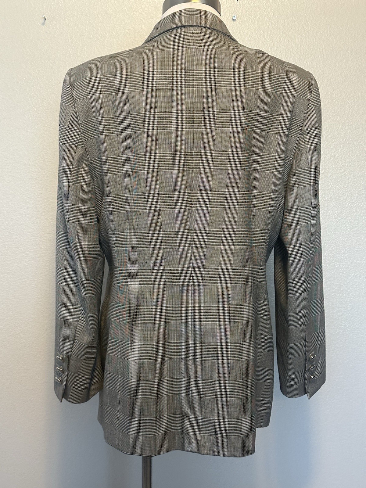 VTG ESCADA Margaretha Ley SZ.42 L Black Houndstooth Silver Button Jacket Blazer
