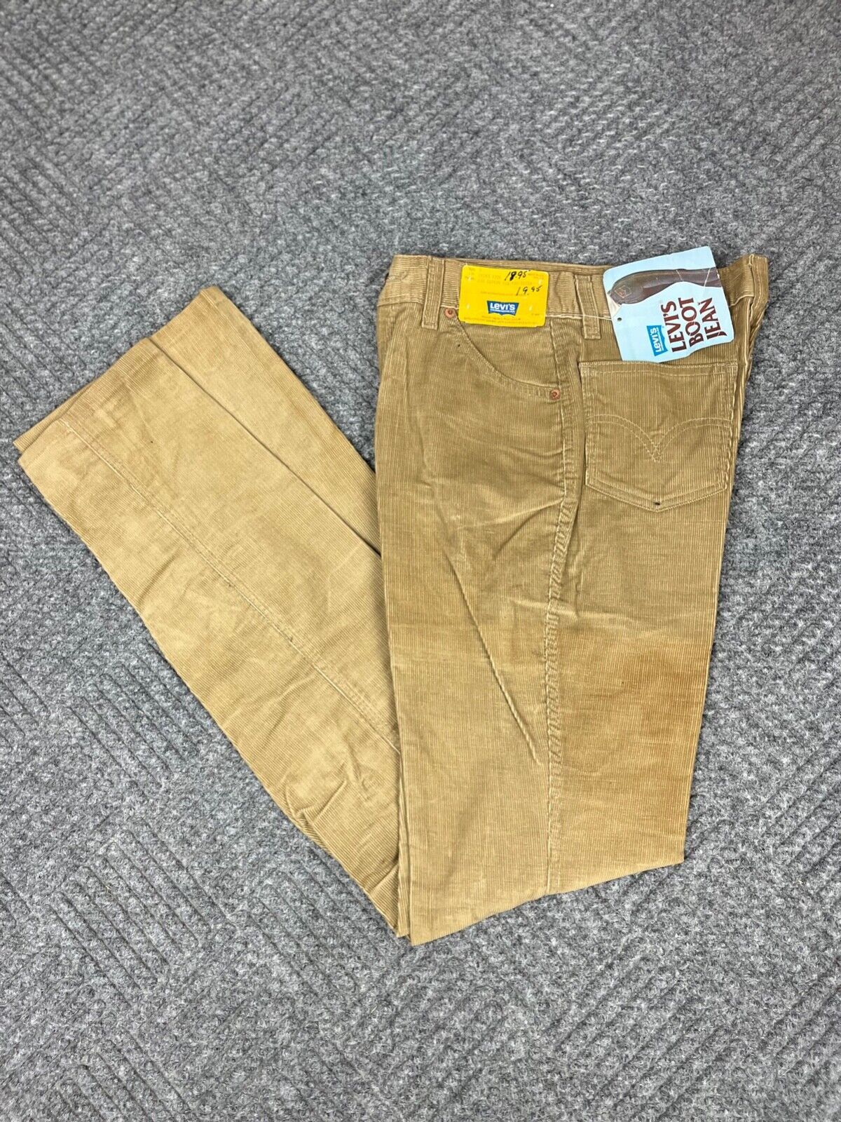 Vintage 80’s Levi’s 517 Corduroy Pants Women’s 26×33 Bootcut High Rise NWT