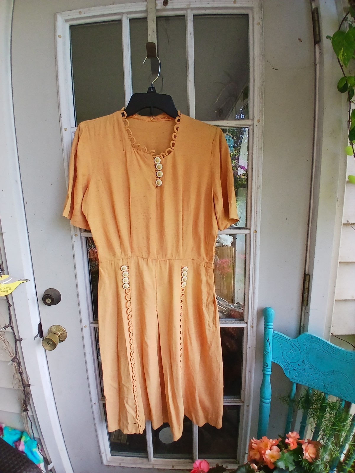 1930s 1940s Peach Dress with Daisy Buttons