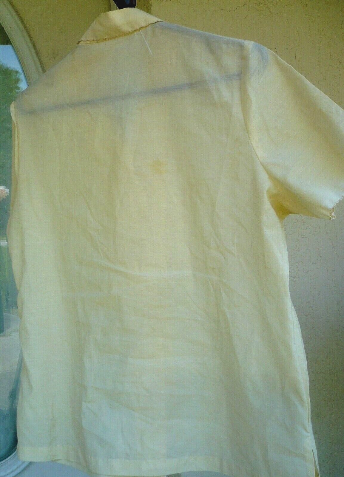VTG 80S M PEACOCK BRAND HAND EMBROIDERED CRISP COTTON POLY LIGHT YELLOW BLOUSE