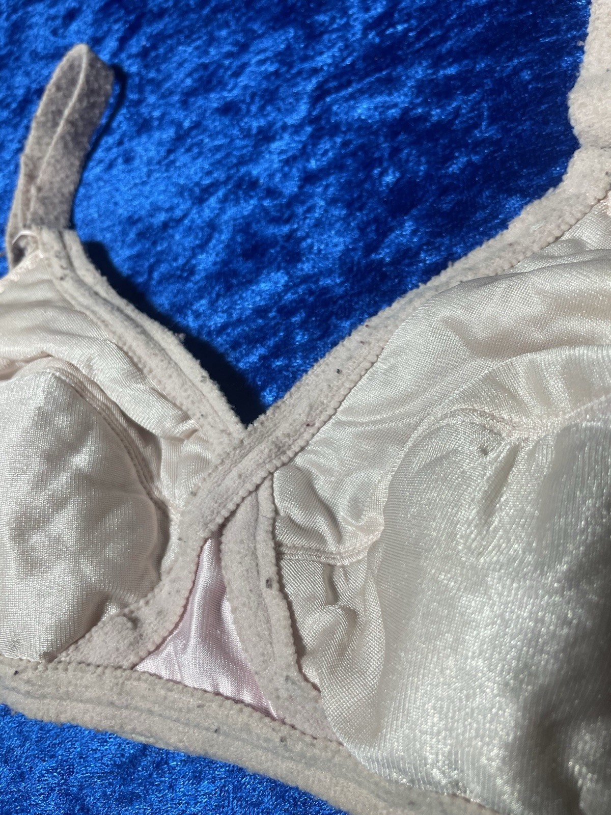 Vintage Bra 34c FAIR CONDITION See Pics Wireless Bralette Pink Nylon