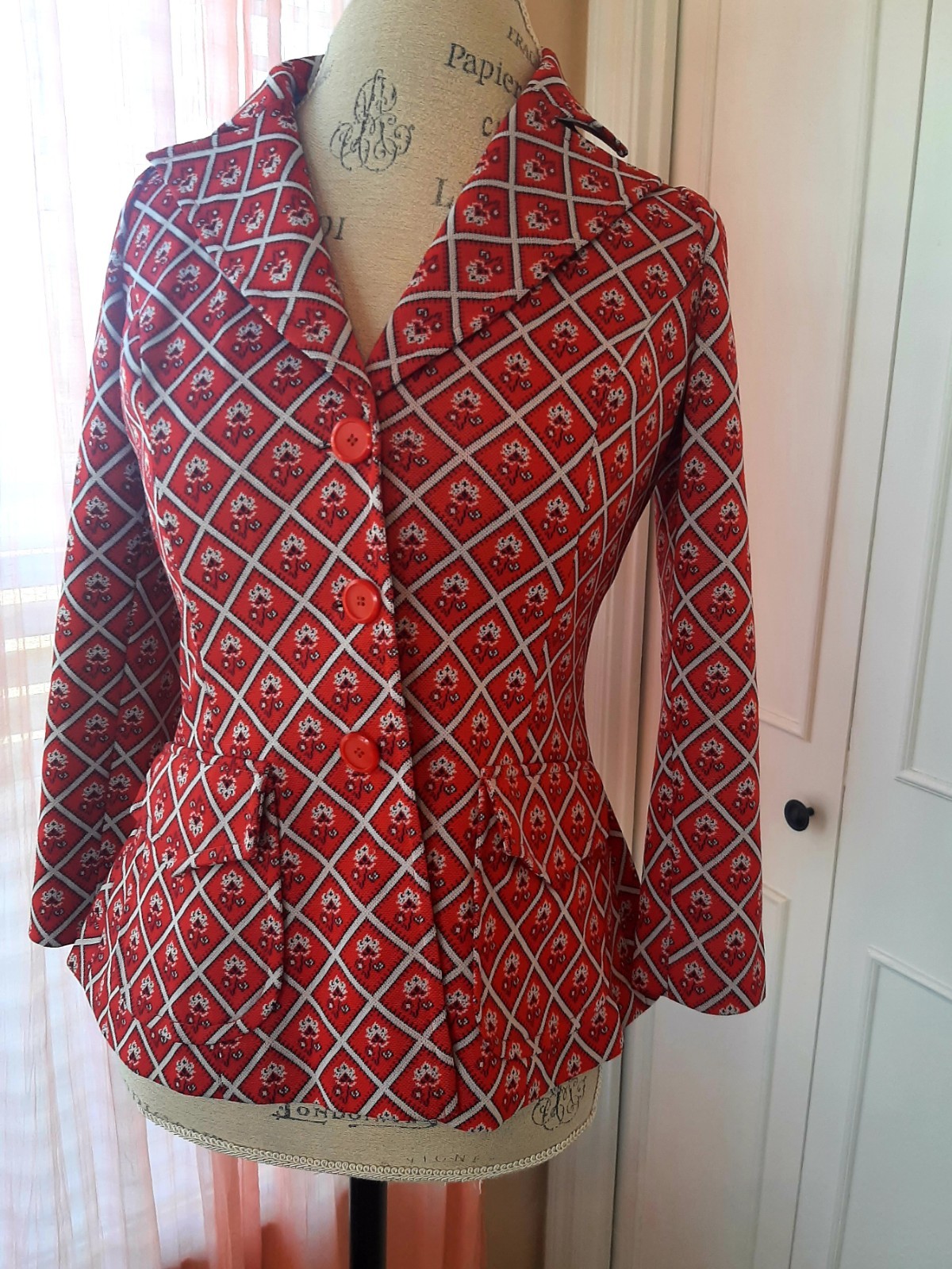 Vintage Women’s Red Blazer 60s/70s