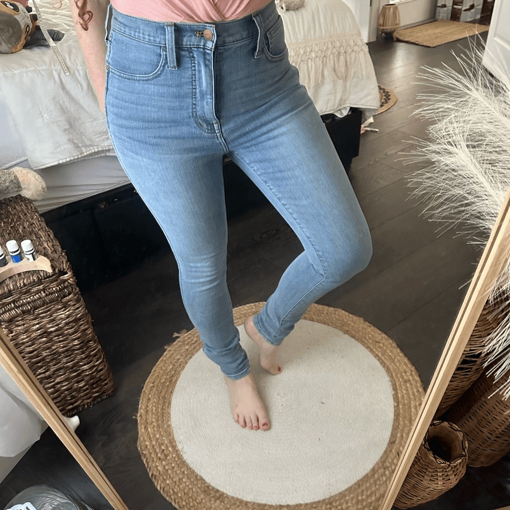 Madewell Women’s 25 11” Roadtripper Supersoft Jeans Hampstead Wash