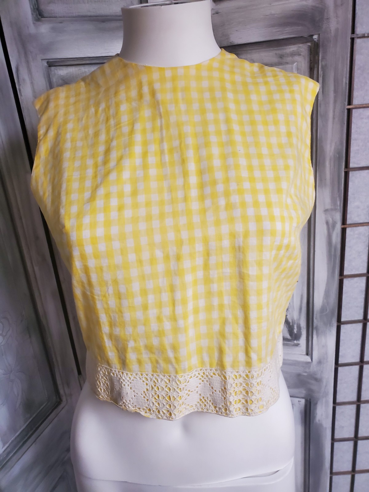 S VTG 50s 60s Button Up Back Cropped Top Gingham Crochet Beach Shirt blouse