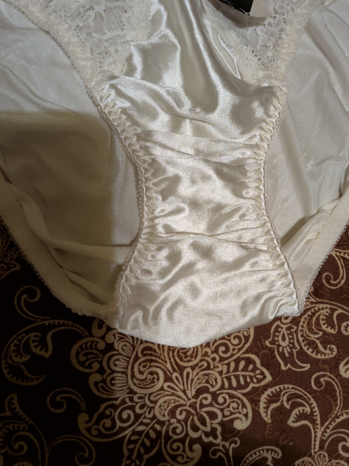 Vintage Olga Satin Brief Panties Size Medium