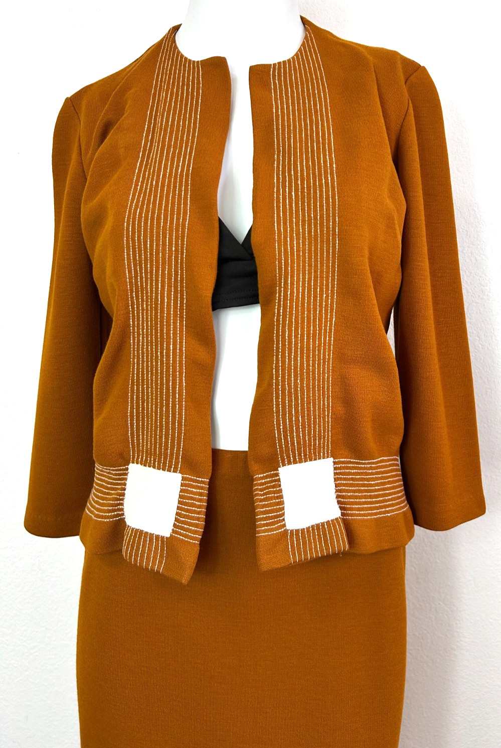 70s Cintura Knit Skirt Suit Size Small Nutmeg Jacket Open Front Top Stitch EUC
