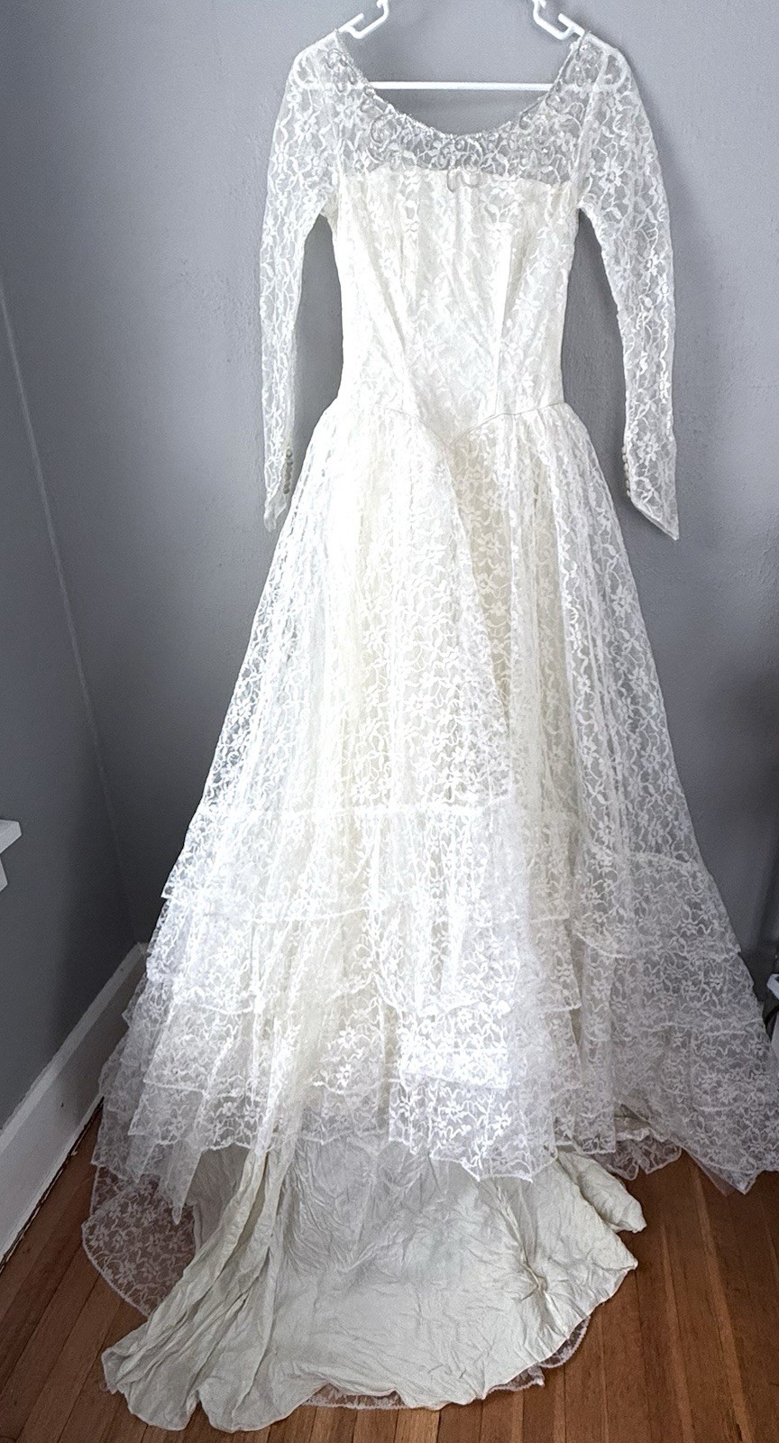 Antique 1890s-1900s Cotton Lawn + Mixed Lace Tea or Wedding Dress Small