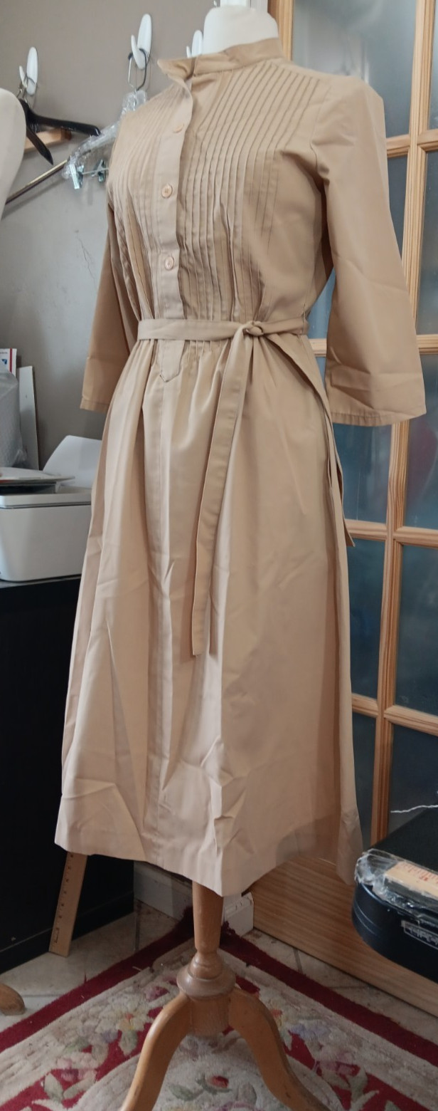 Vintage Shirt Dress Khaki Whip-o-Will Pintuck Pleated Sash Classic 70s Sz 13/14
