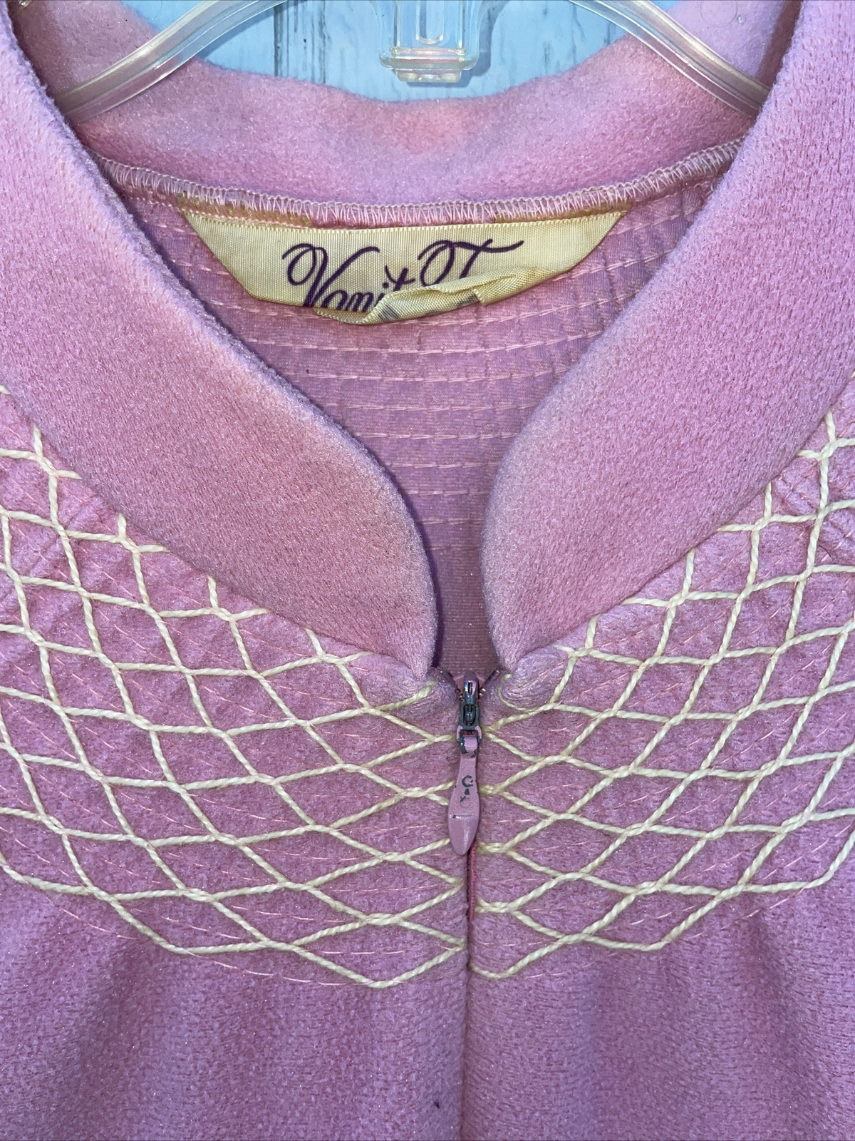 VTG Vanity Fair pink fleece Embroidered Zip Robe Lounger USA Dacron Polyester M