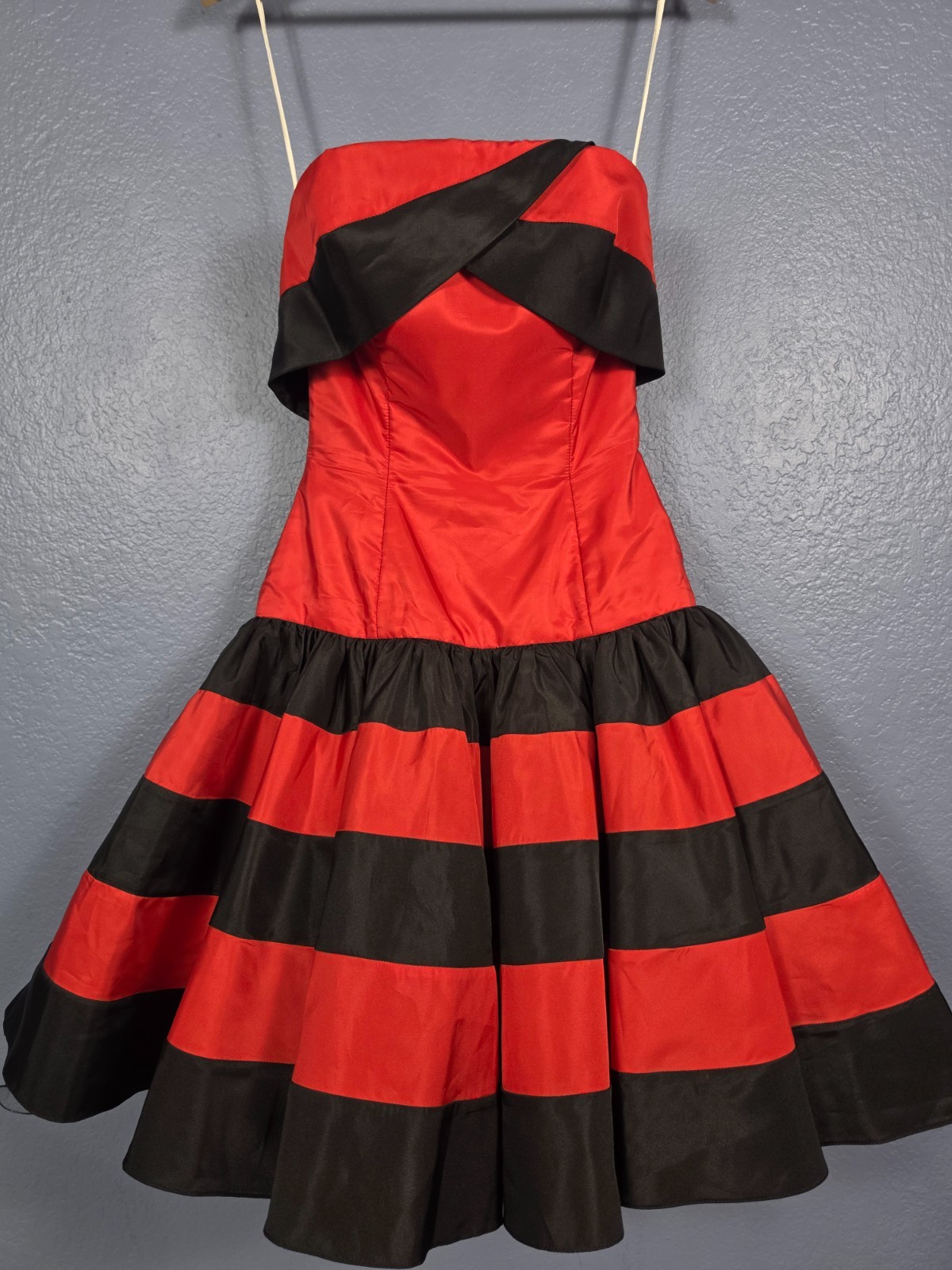 VTG 80s Mike Benet Formals Red Black Stripe Strapless Cupcake Prom Dress XS 4