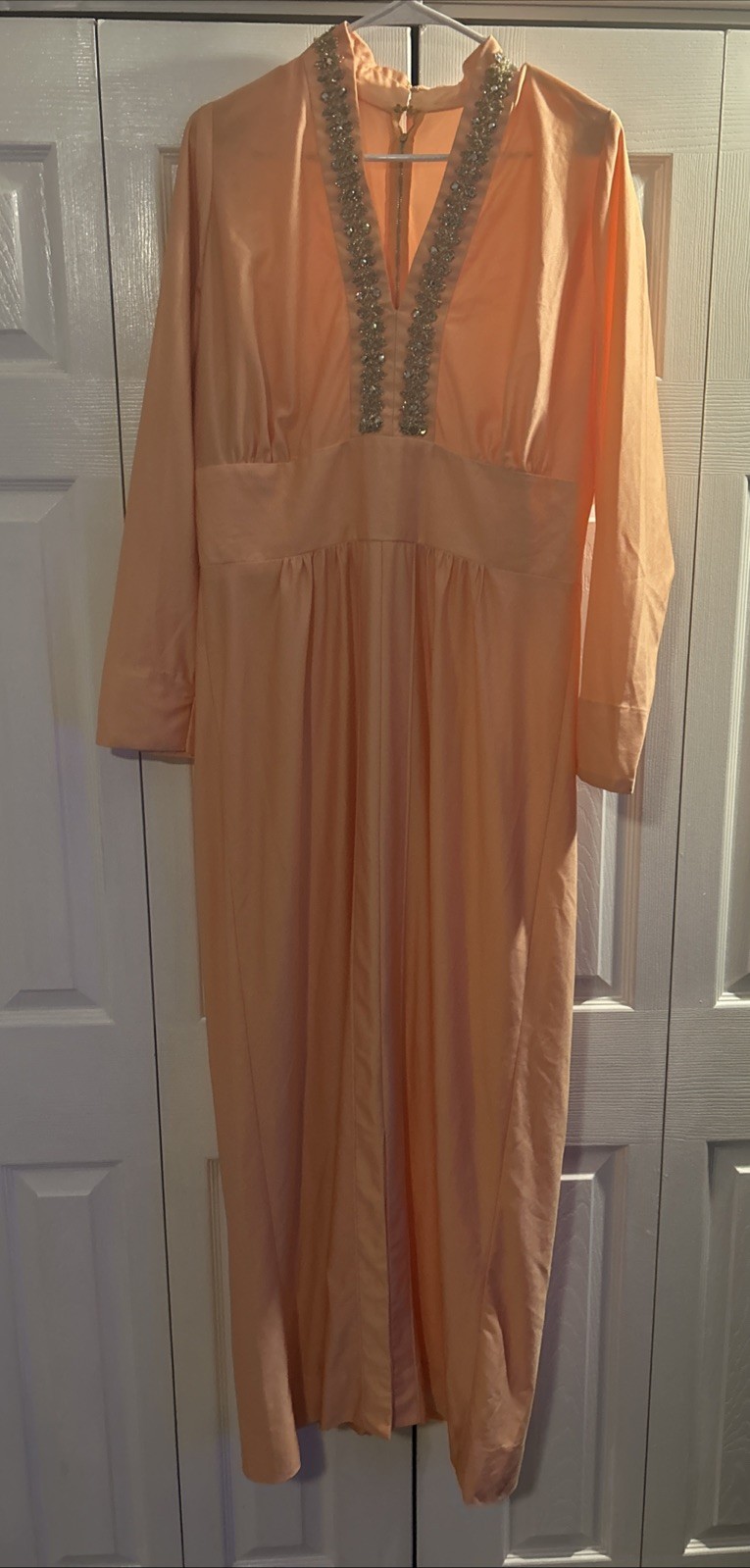Vintage Bright Peach Women’s Long House Dress Gown Glamorous Fits XL Unbranded