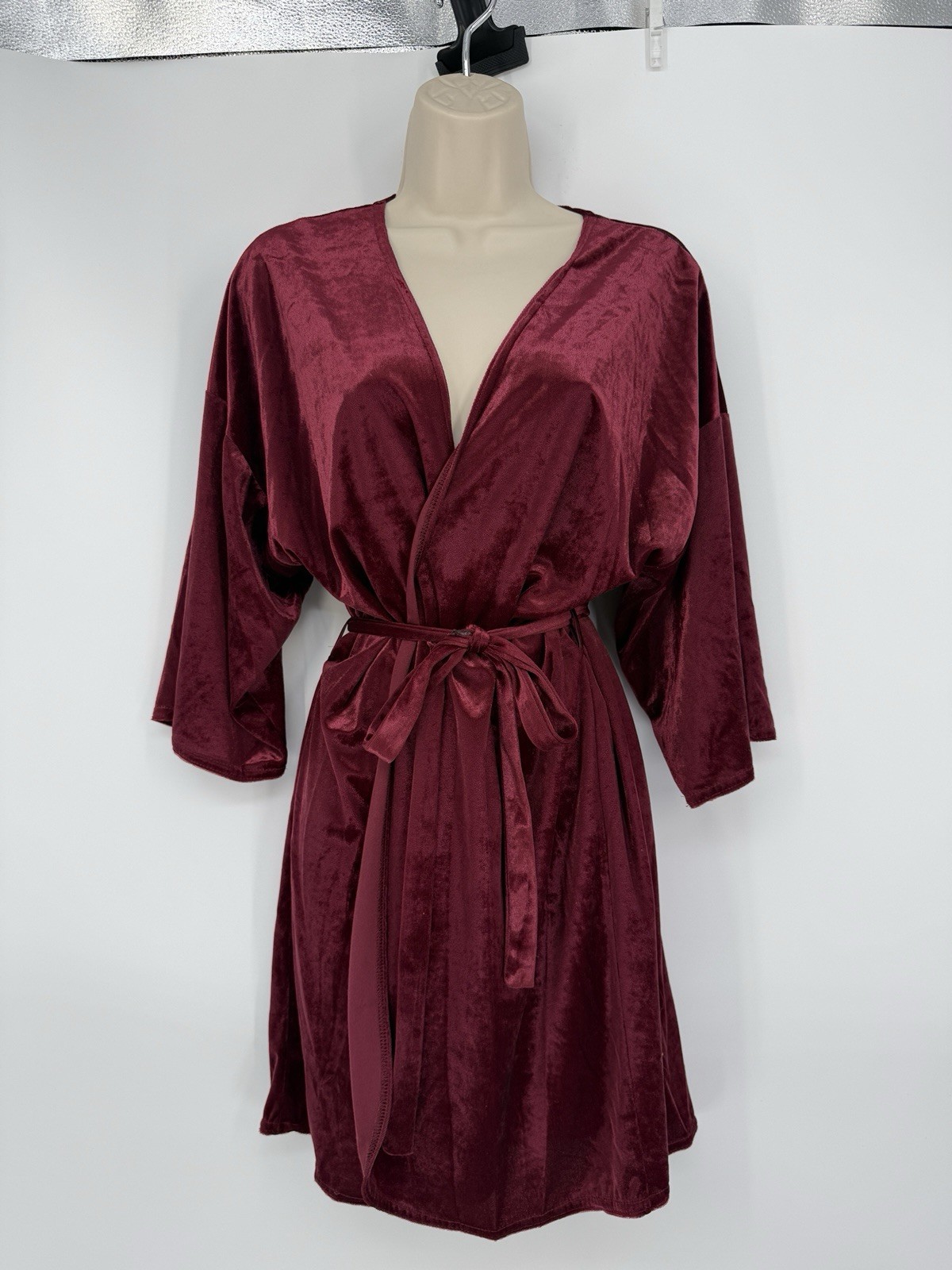 Vtg California Dynasty Velvet Velour Robe Maroon Women’s Trim Boudoir Short L