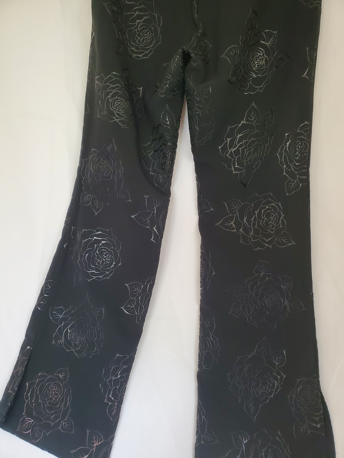 🕊STAR C.C.C.🕊 Black Embossed Rose Print Gothic Design Vintage Jeans Sz 7 🌹