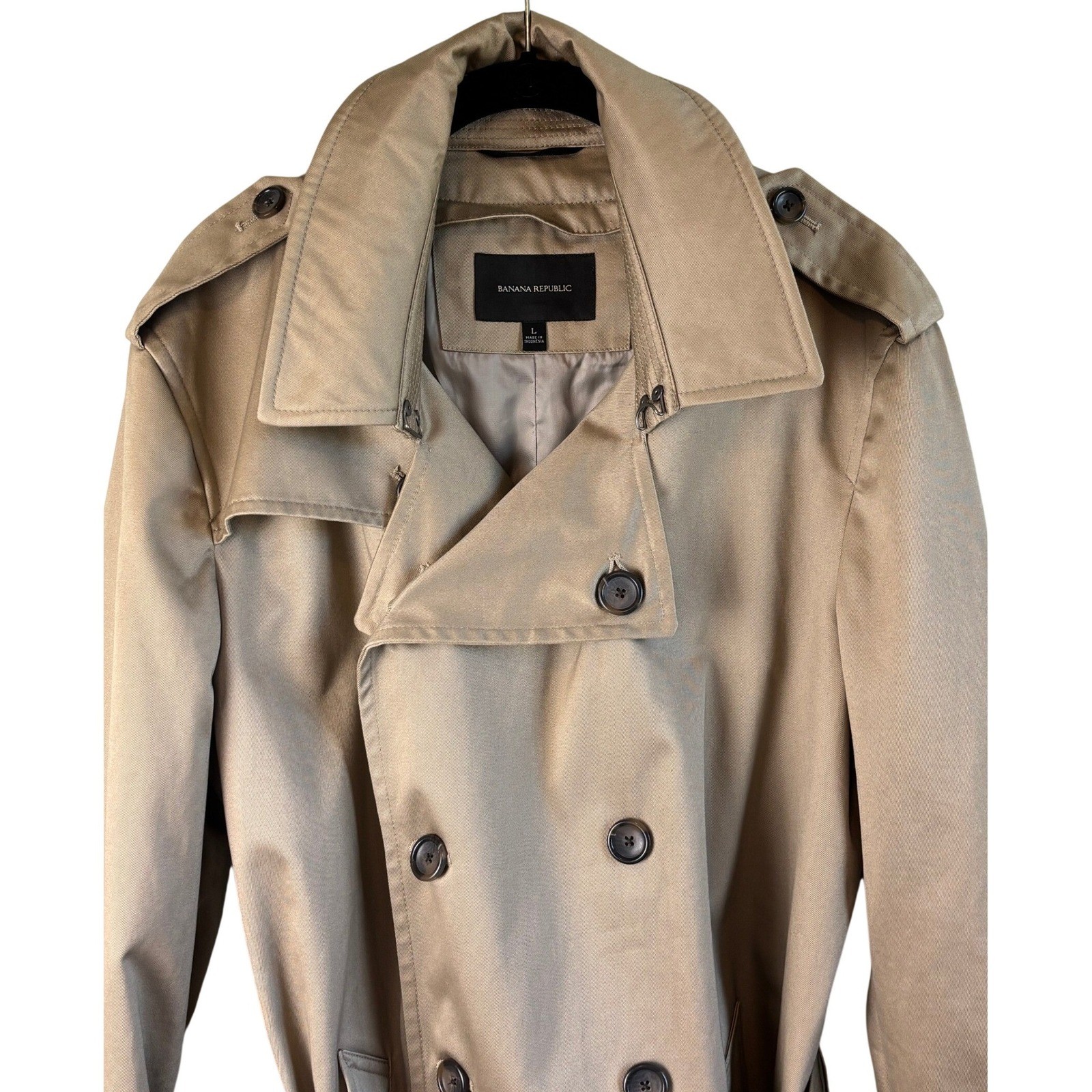 Banana Republic Trench Coat Tan Khaki Double Breasted Belted Classic Preppy Chic