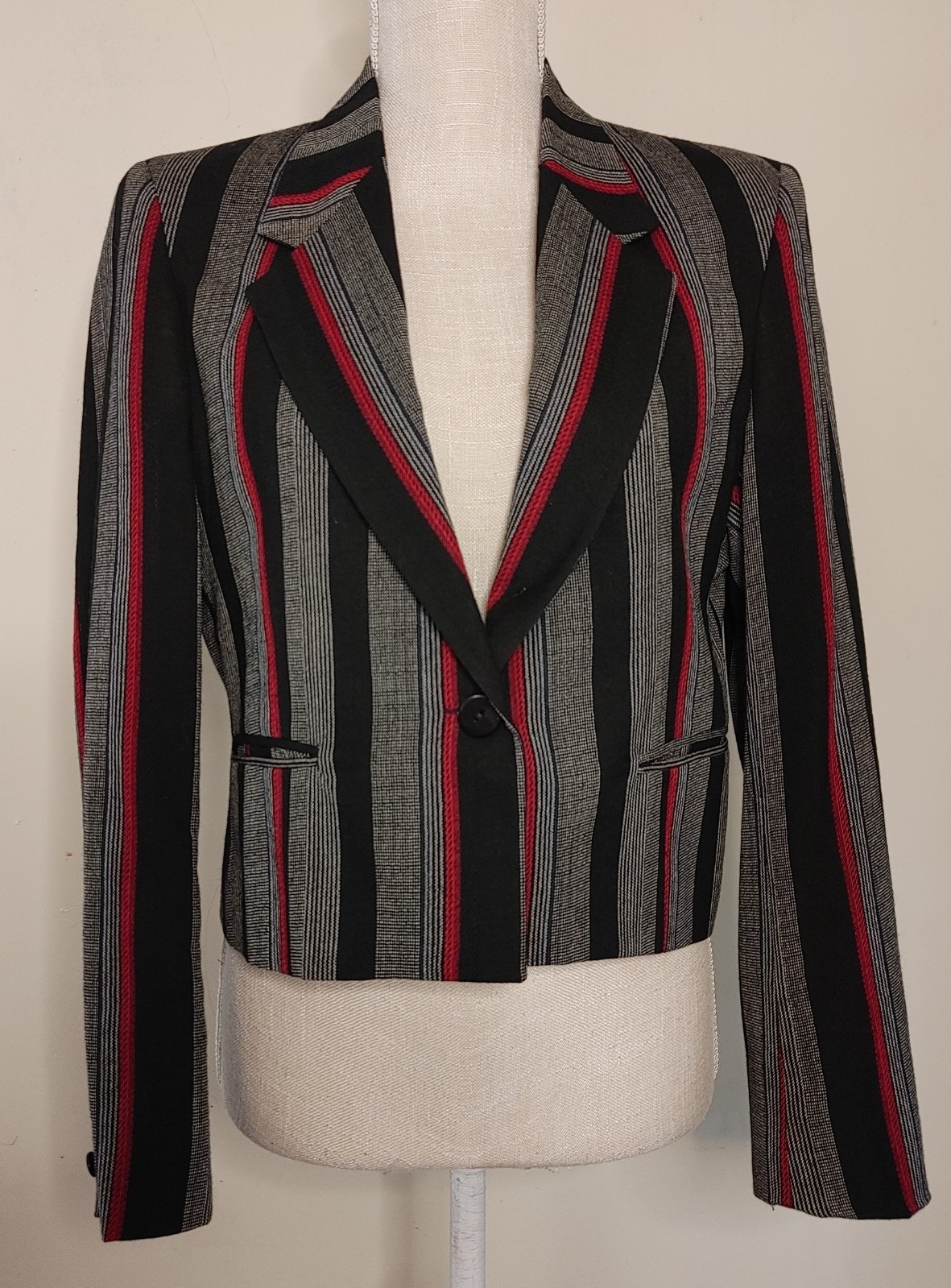 Vintage Wool Suit Jacket Short Richard Benay sz 11/12 Black Red Gray Bolero