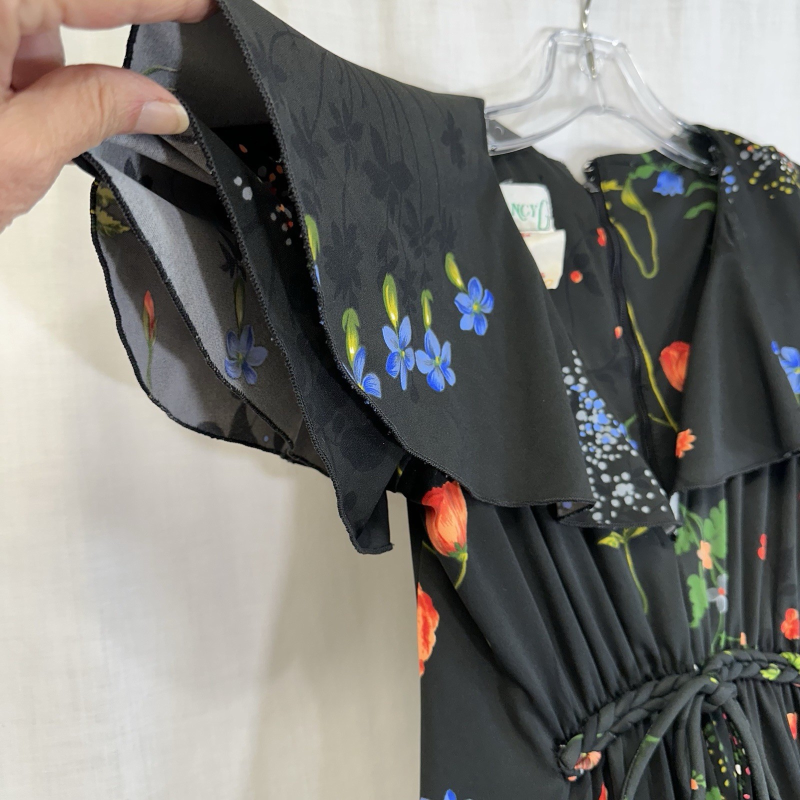 Vintage Nancy G Black Floral Maxi Dress Size 7/8 Capelet Collar ILGWU Canada