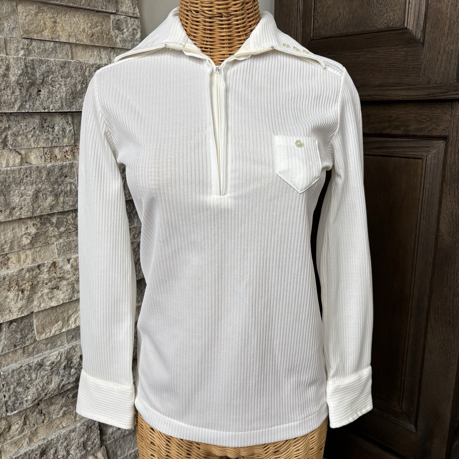 VTG 60/70s Womens Long Sleeve Dagger Big Collar Nylon Button Ribbed, Small Disco