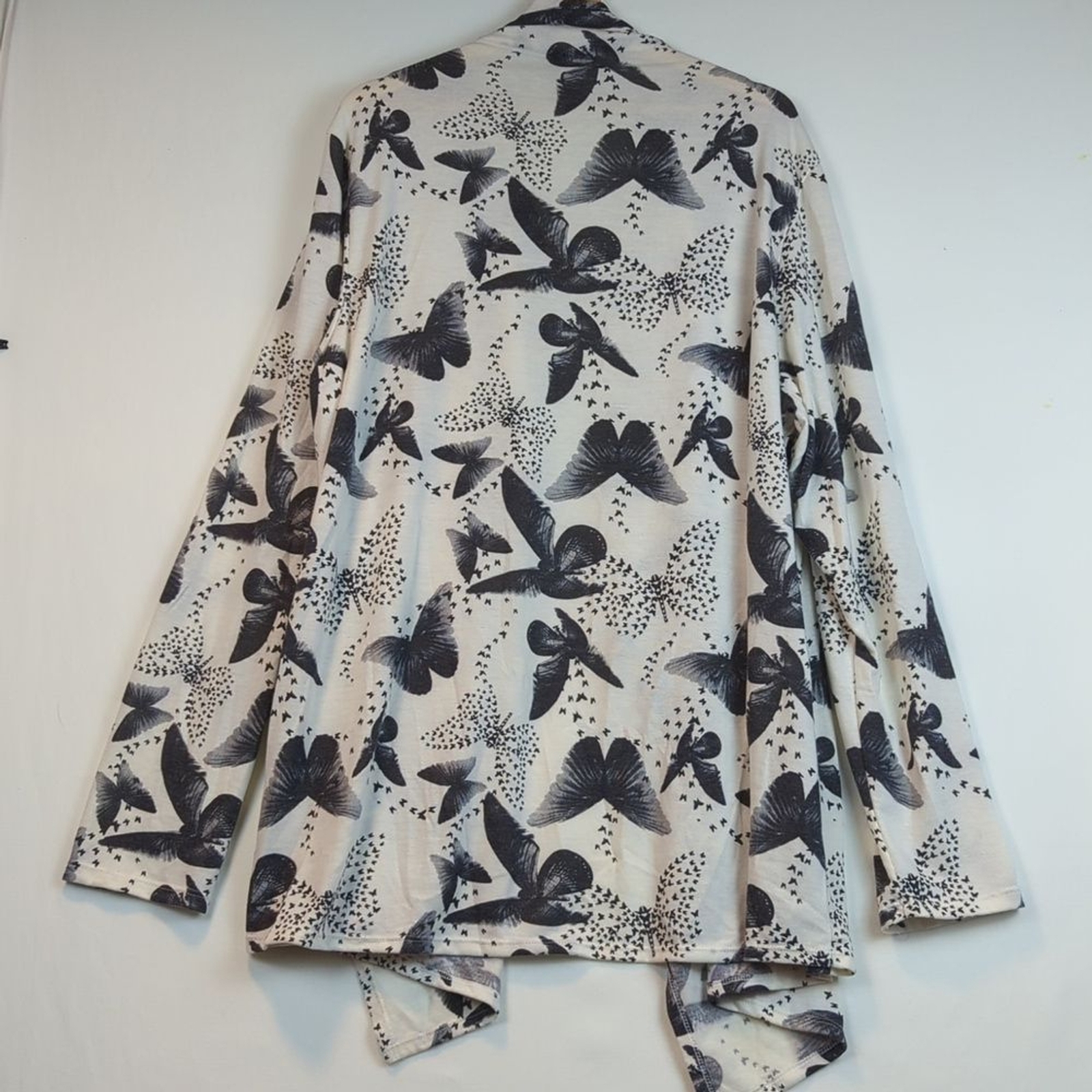 MIDNIGHT HOUR Cardigan 2