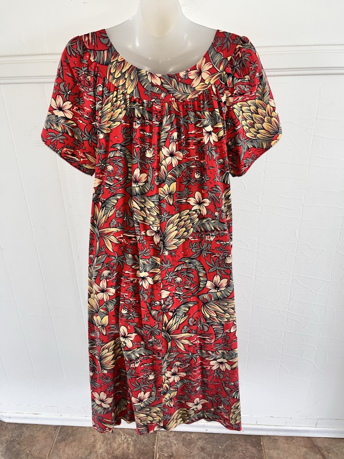 Vtg Hawaiian Hilo Hattie Mumu Dress Banana 🍌 Tree Red Floral Puff Sleeves-XL