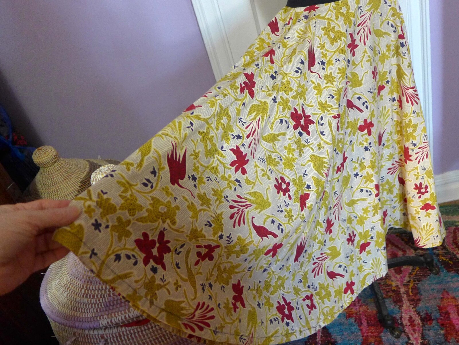Vintage 1950s Full Skirt Waist 26 Inches Cotton Flower Floral Print Red Gold