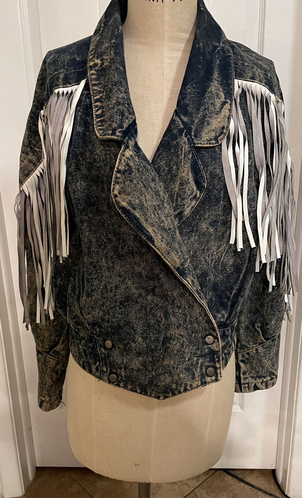 Vtg. Phoenix Denim Jacket Snap Stonewash White Leather Fringe Women’s M 1980s