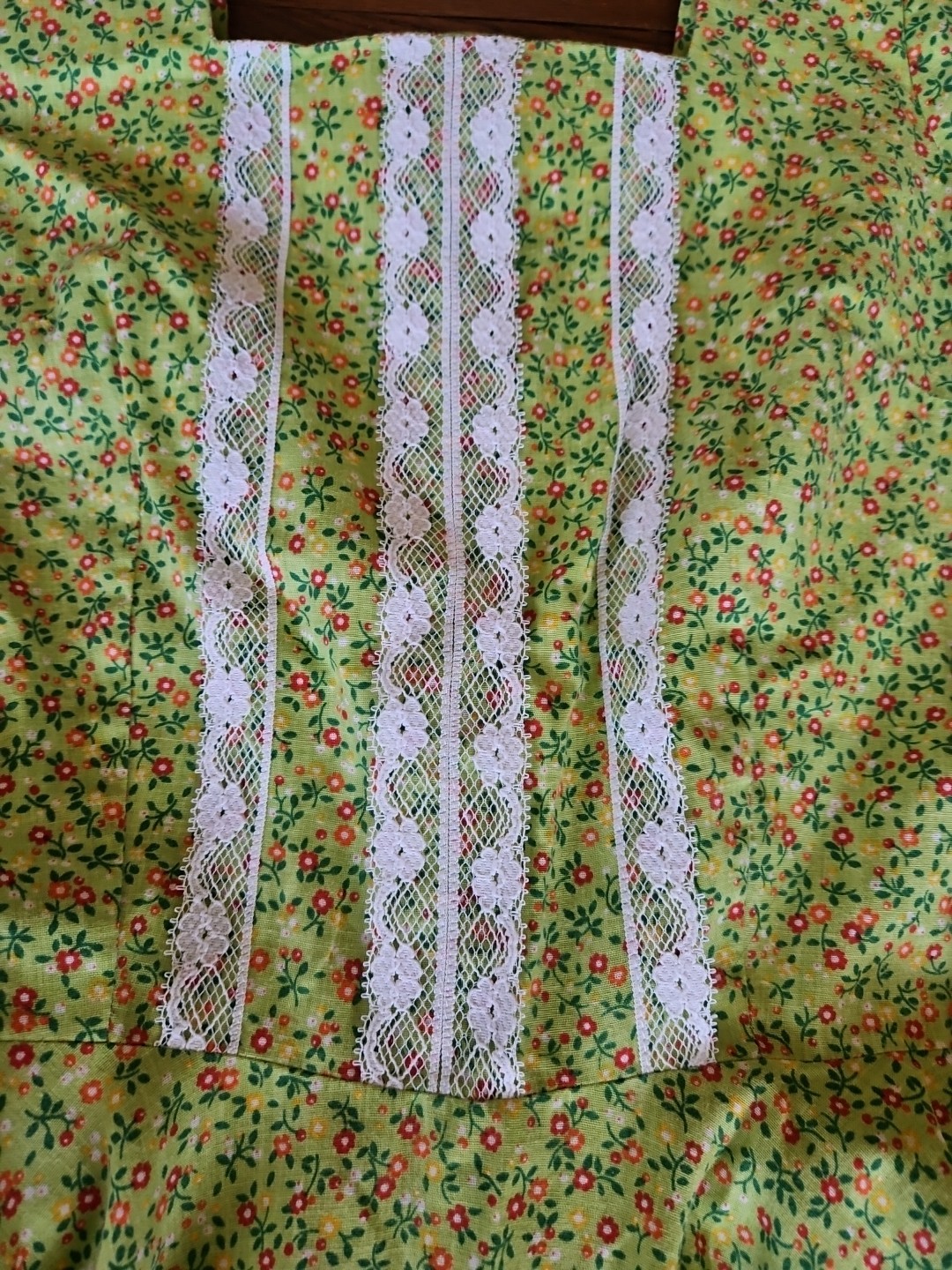Vintage Handmade Green Dress Lace Square Dance Cottage Size 8-10