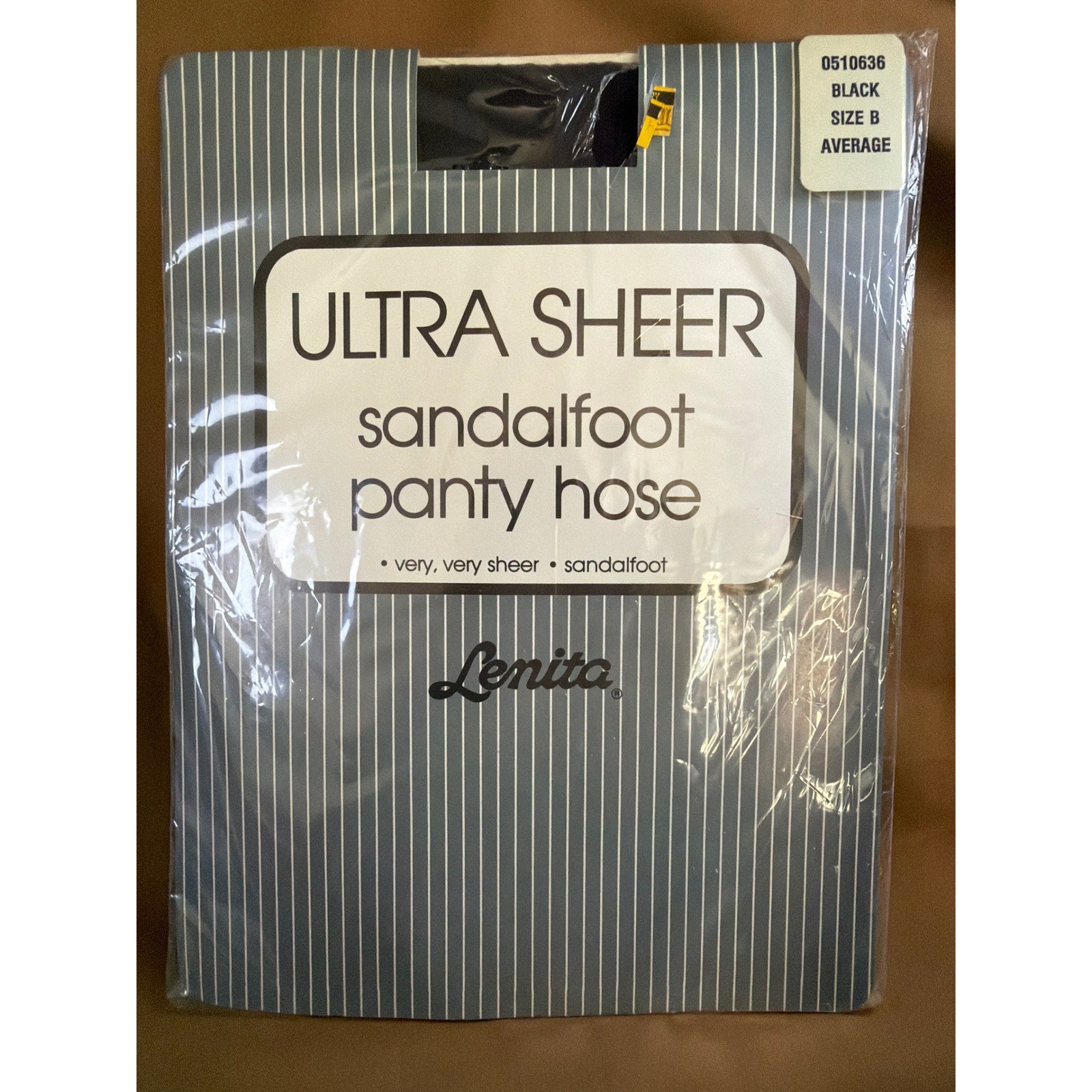 Lenita Ultra Sheer Sandalfoot Pantyhose Women Size B Blck 100% Nylon Vintage USA