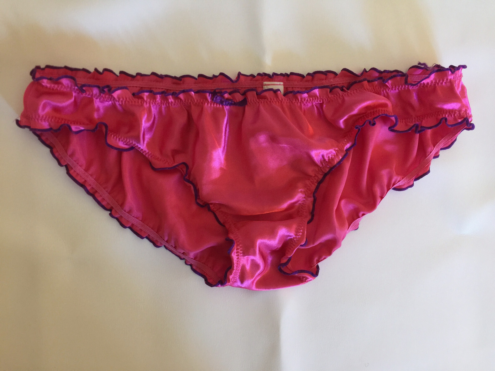 Vintage Satin Ruffled Edges Lo Rise Panties – MENDER yields 38″ 40″ 42″