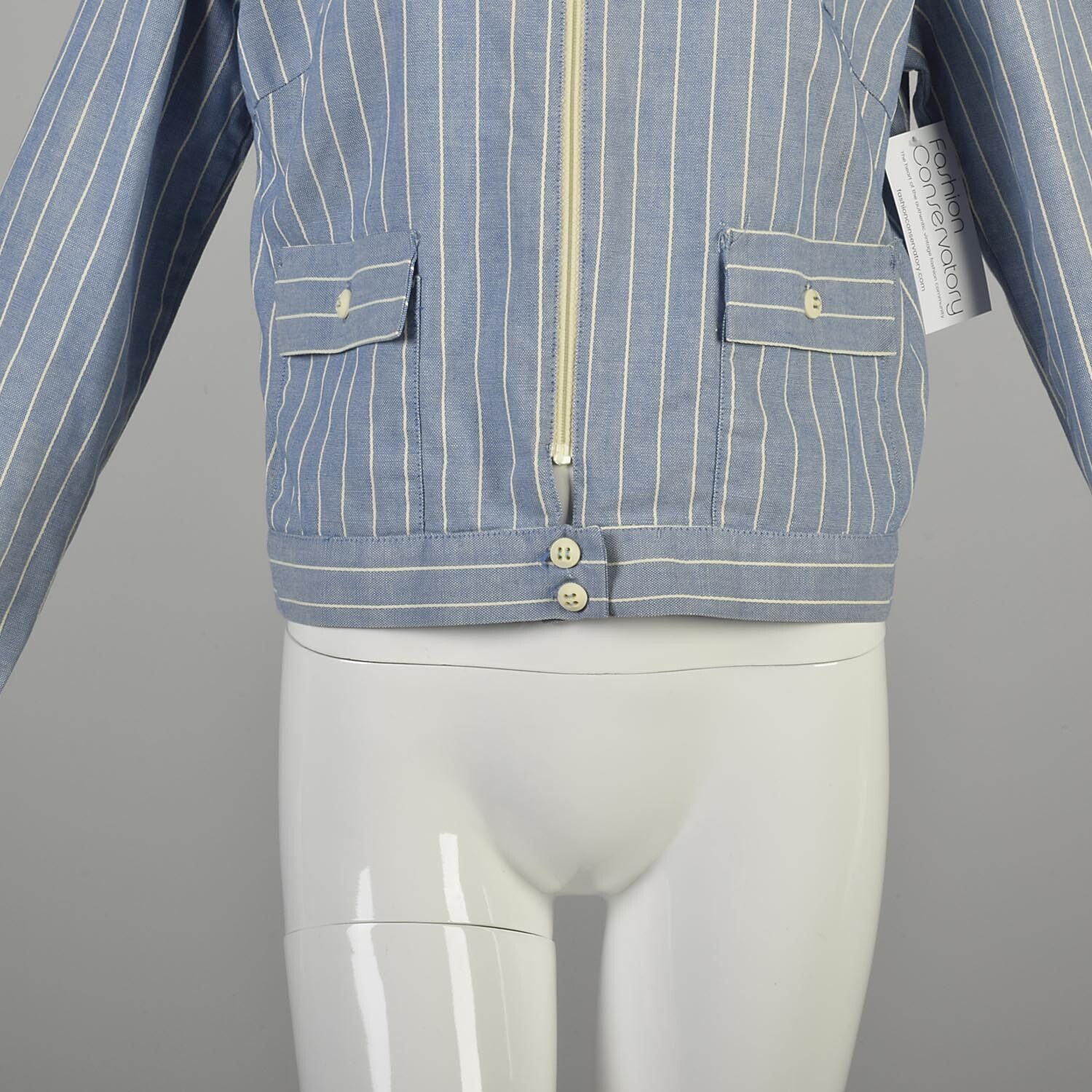 1960s Large Jacket Cropped Lightweight Blue and White Zippered Jacket Conductor