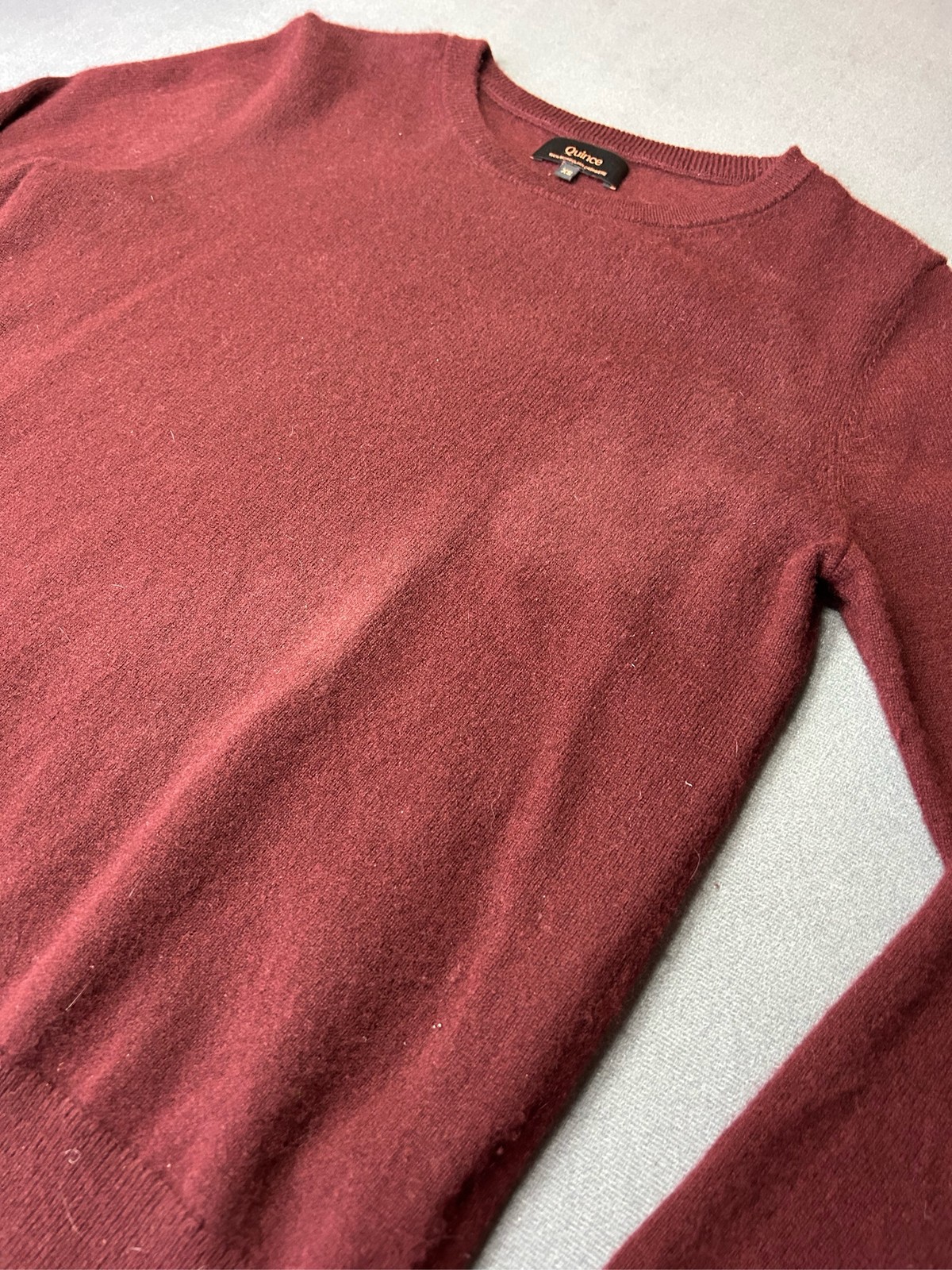 Quince Mens XS Red Cashmere Crewneck Pullover – A53