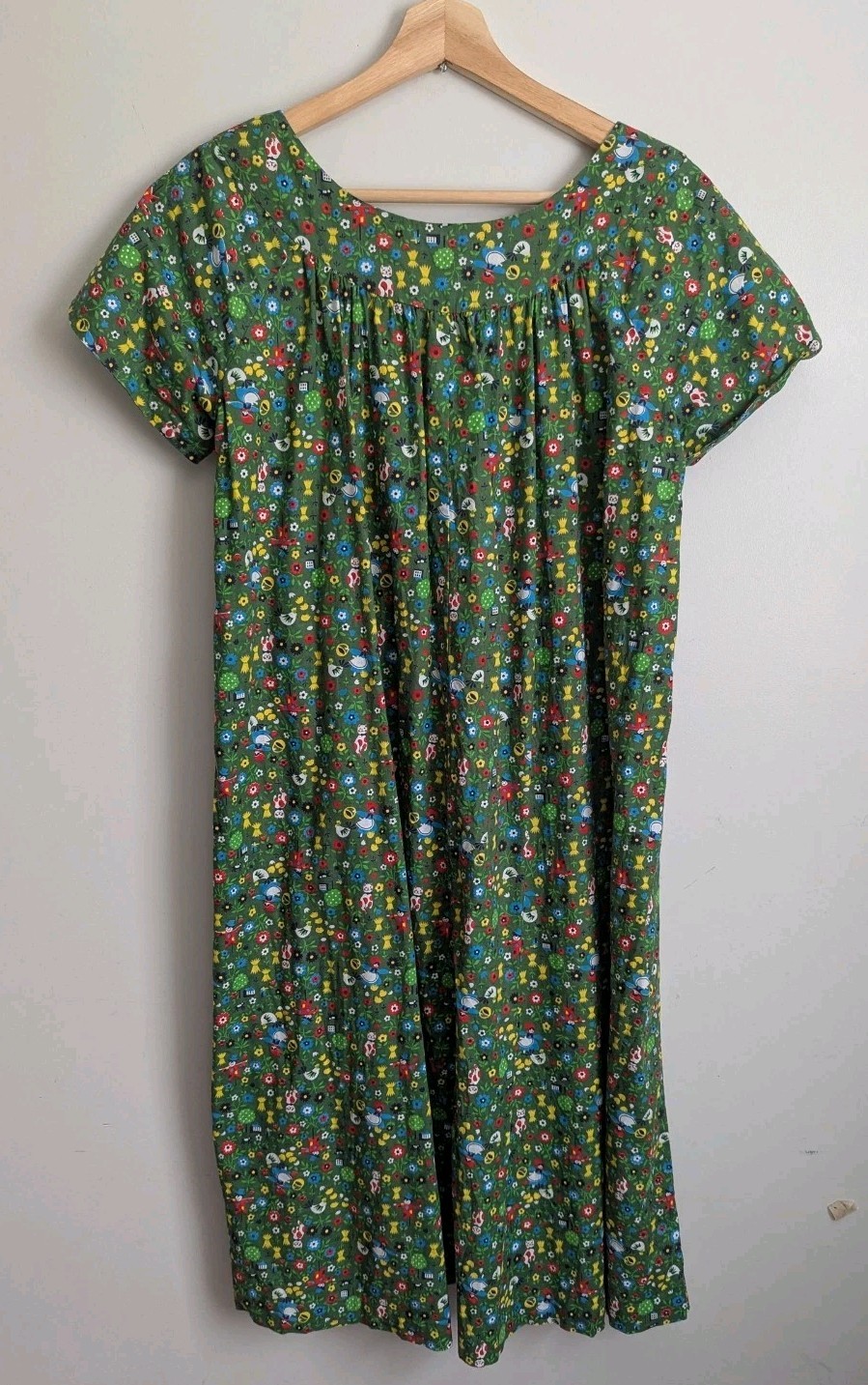 Vtg 60s Novelty Print House Dress Muumuu CHARMING Fabric Retro Farm S Pristine